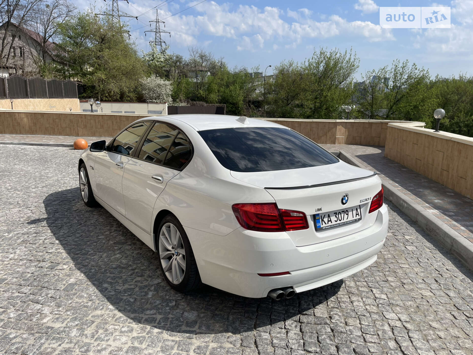 BMW 5 Series 2012 VIN WBAFR110X0C861086 фото оголошення 5 з 10