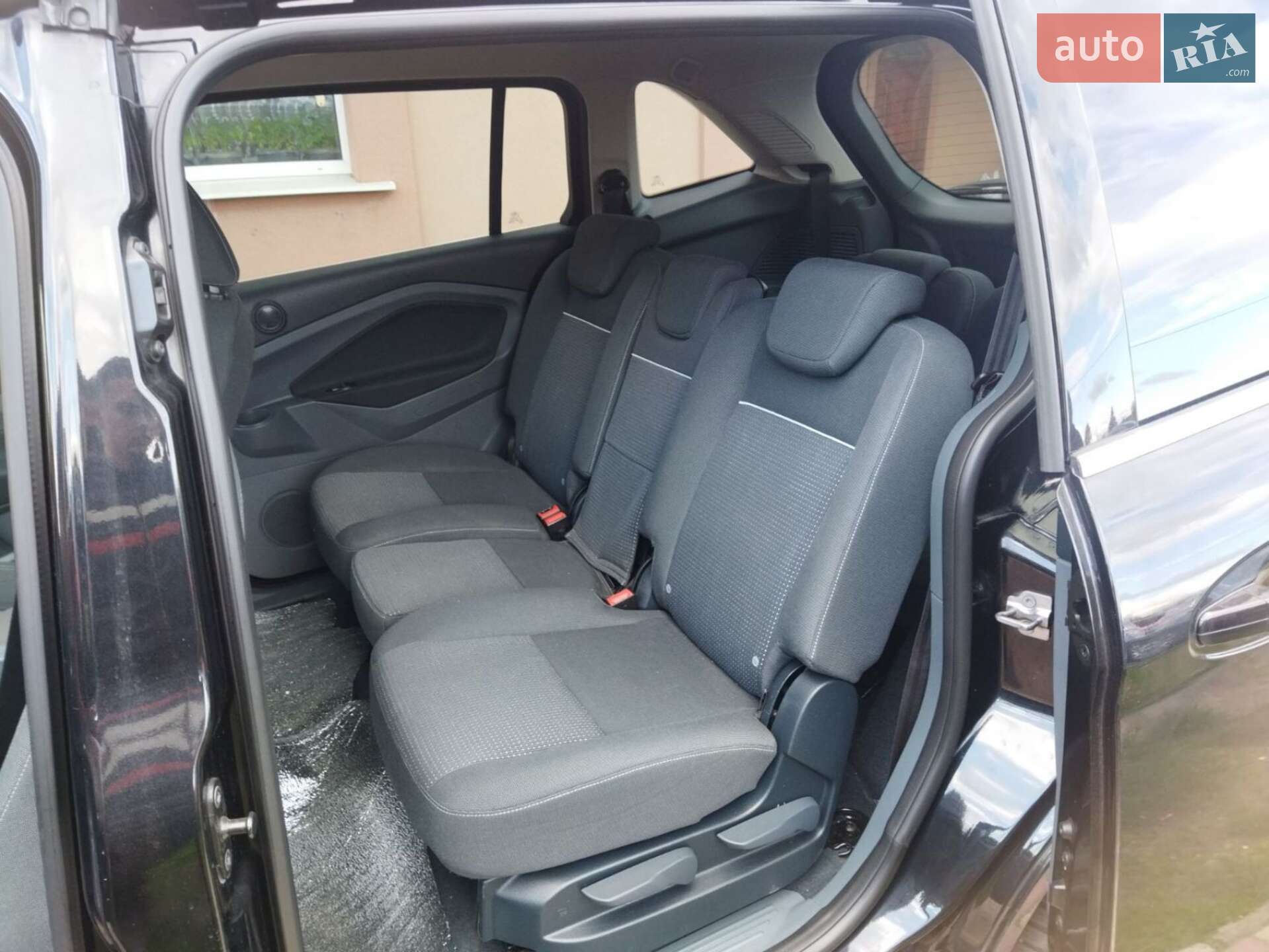 Ford Grand C-Max 2012 VIN WF0HXXWPBHCA64142 фото оголошення 9 з 20