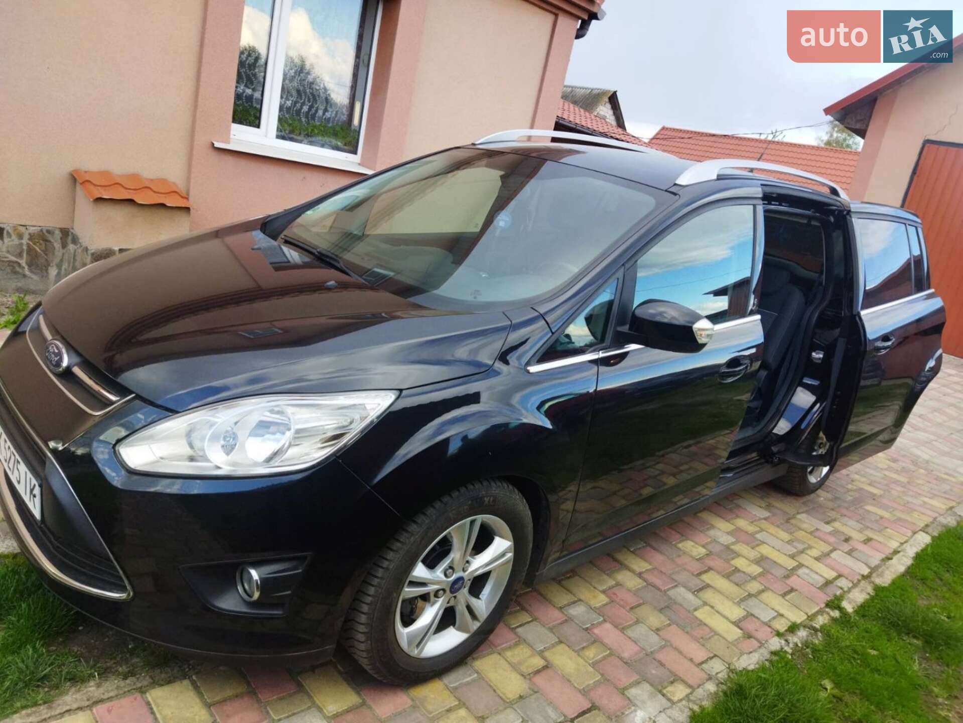 Ford Grand C-Max 2012 VIN WF0HXXWPBHCA64142 фото оголошення 2 з 20
