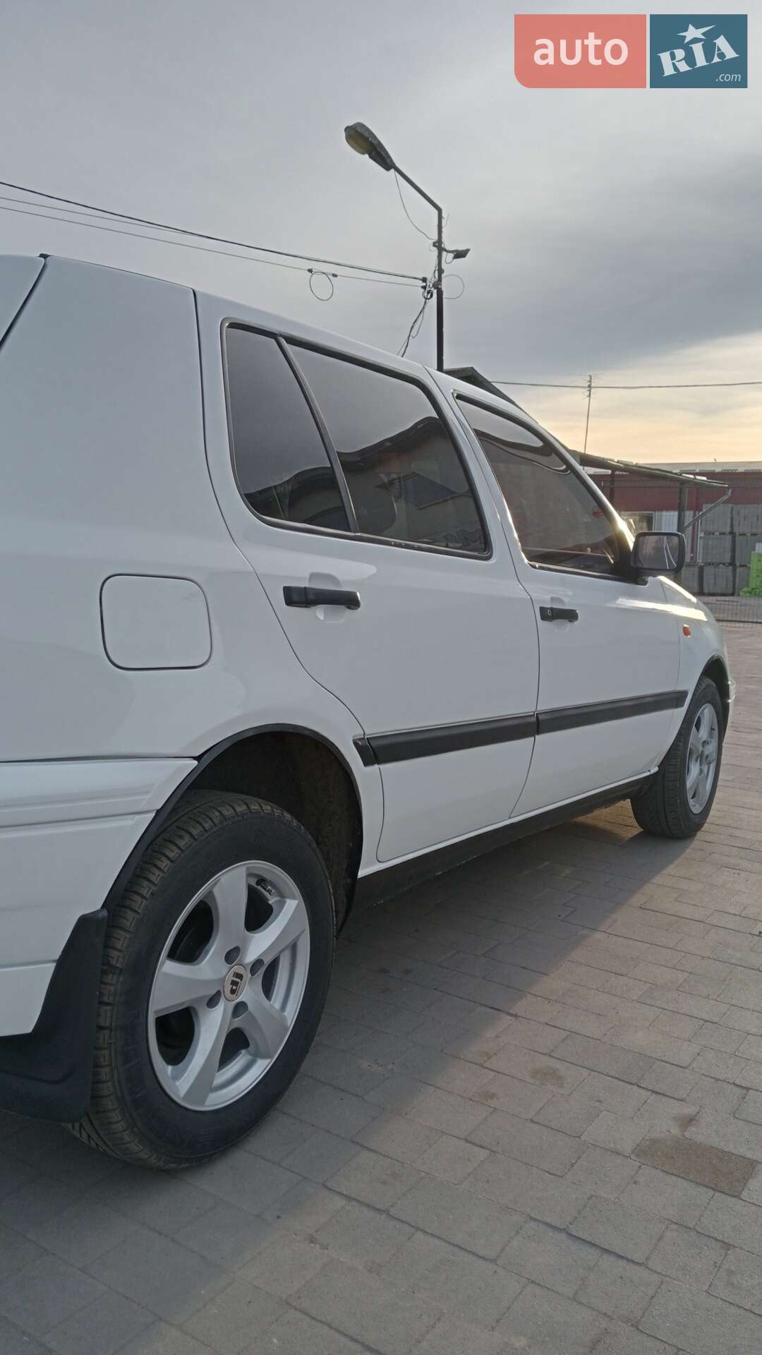 Volkswagen Golf 1997 VIN WVWZZZ1HZWW109550 фото оголошення 5 з 23
