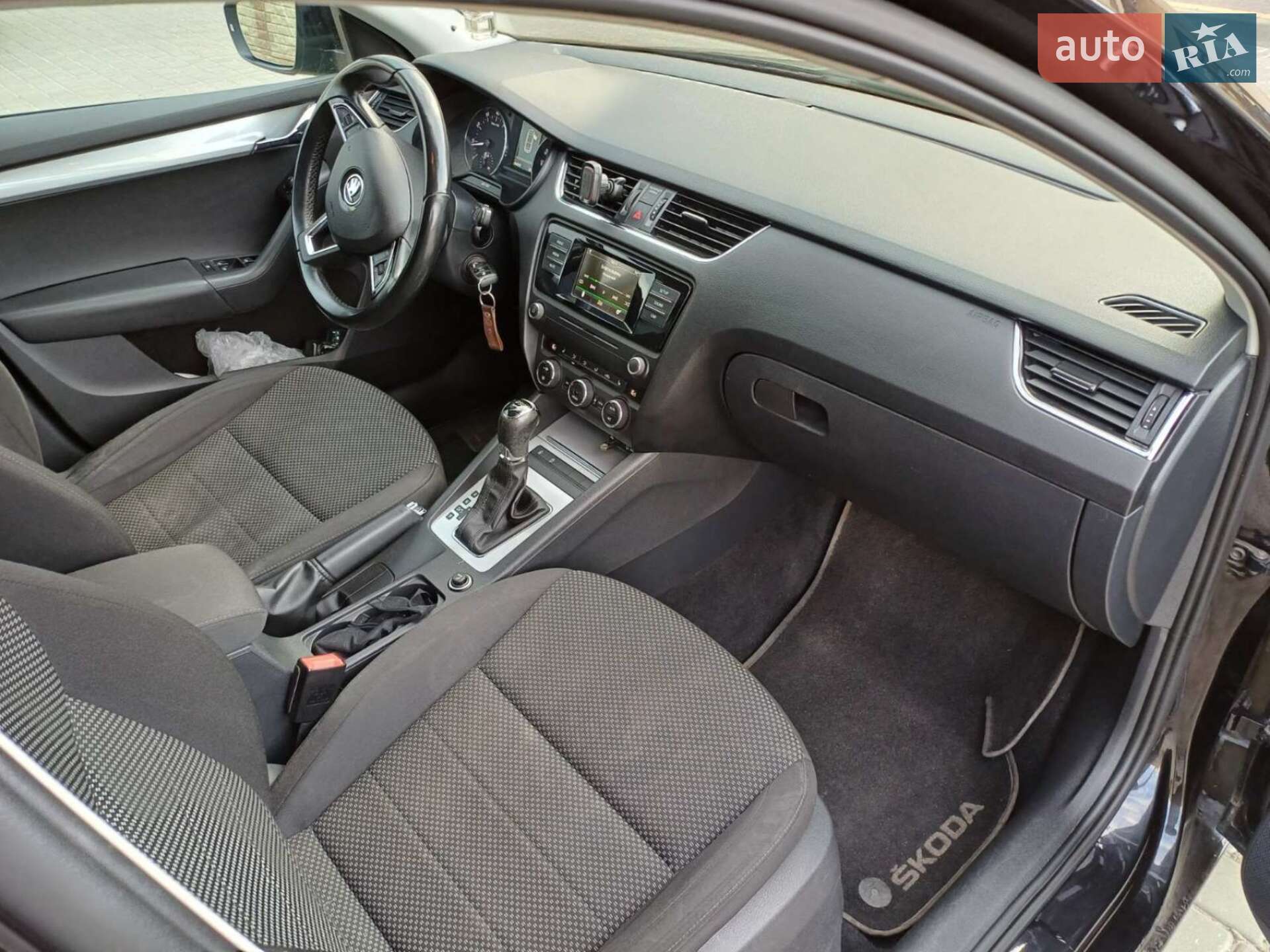 Skoda Octavia 2016 VIN Y6UAC2NE8HB006429 фото оголошення 5 з 8