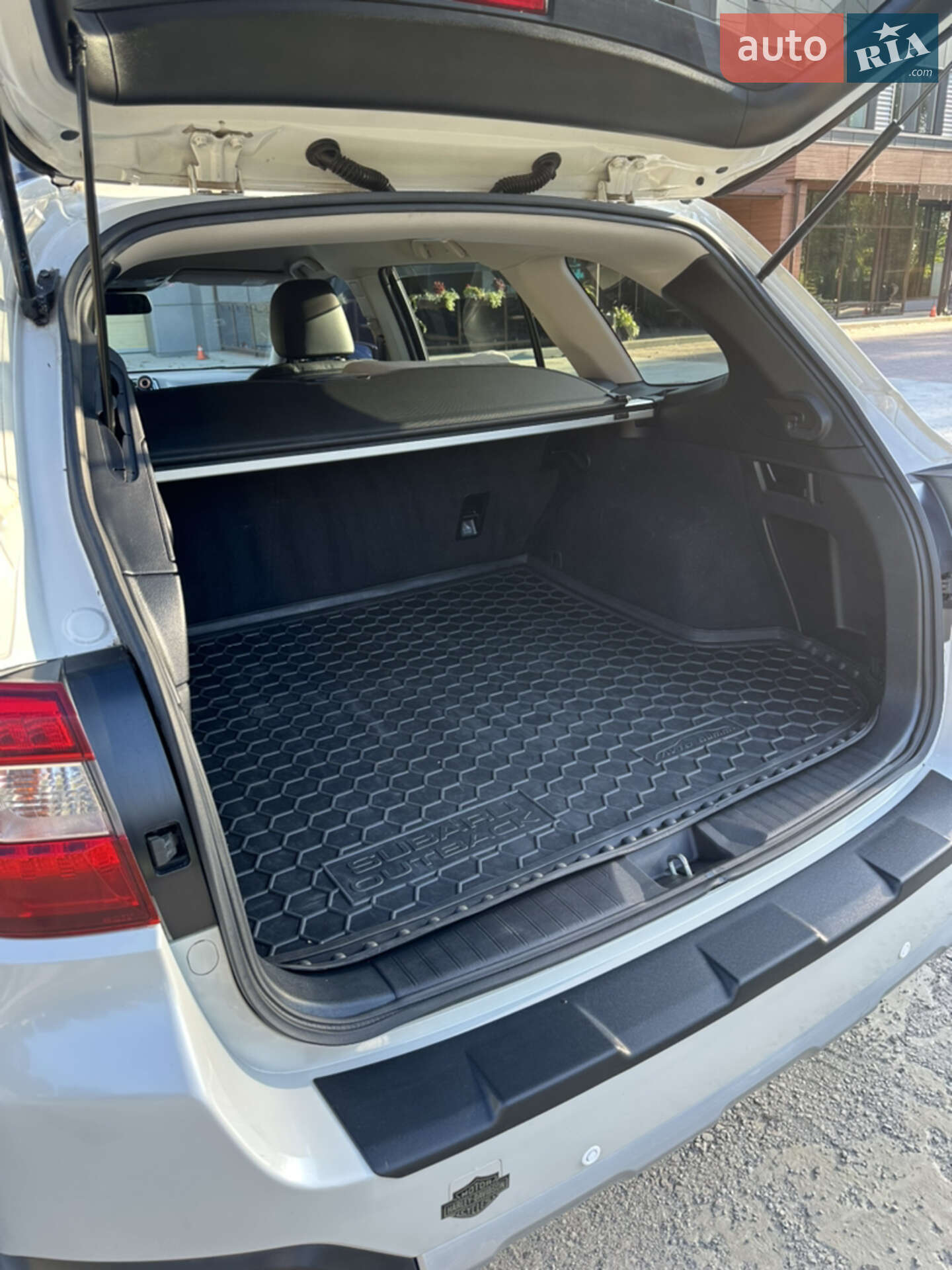 Subaru Outback 2017 VIN JF1BS9LC2HG122628 фото оголошення 8 з 40