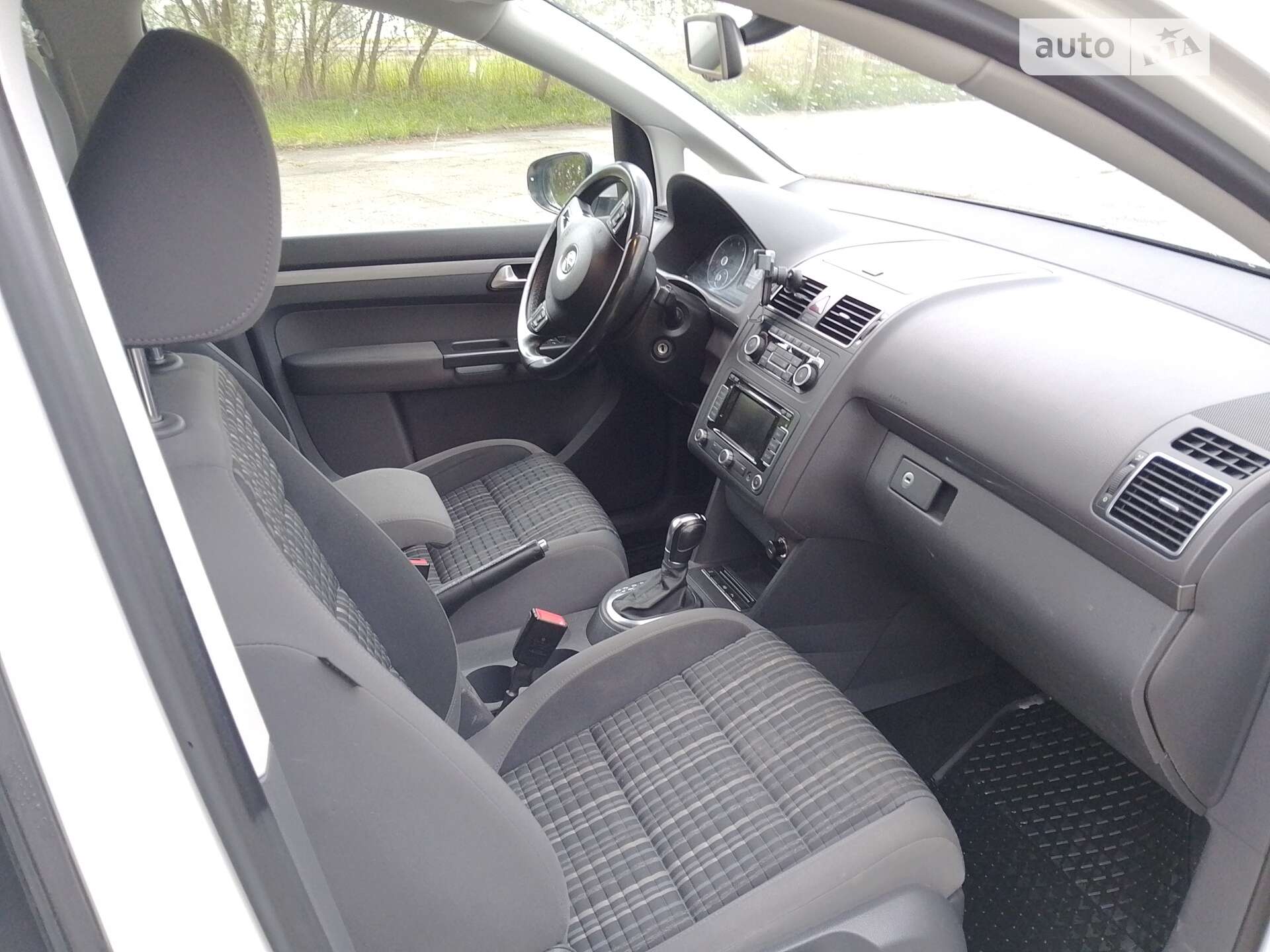 Volkswagen Touran 2011 VIN WVGZZZ1TZCW005824 фото оголошення 16 з 41