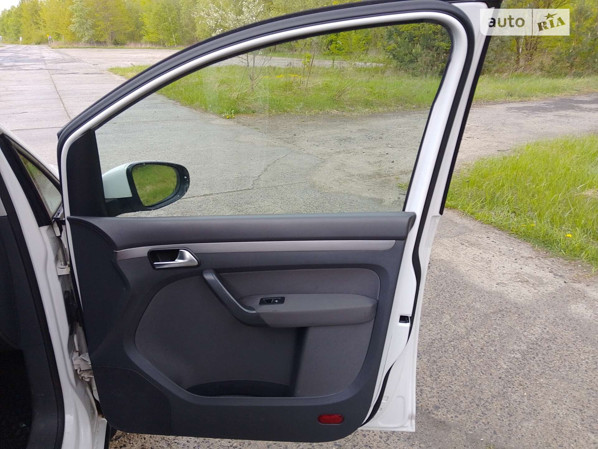 Volkswagen Touran 2011 VIN WVGZZZ1TZCW005824 фото оголошення 18 з 41