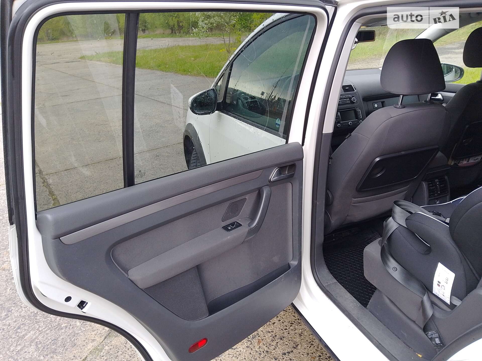 Volkswagen Touran 2011 VIN WVGZZZ1TZCW005824 фото оголошення 25 з 41