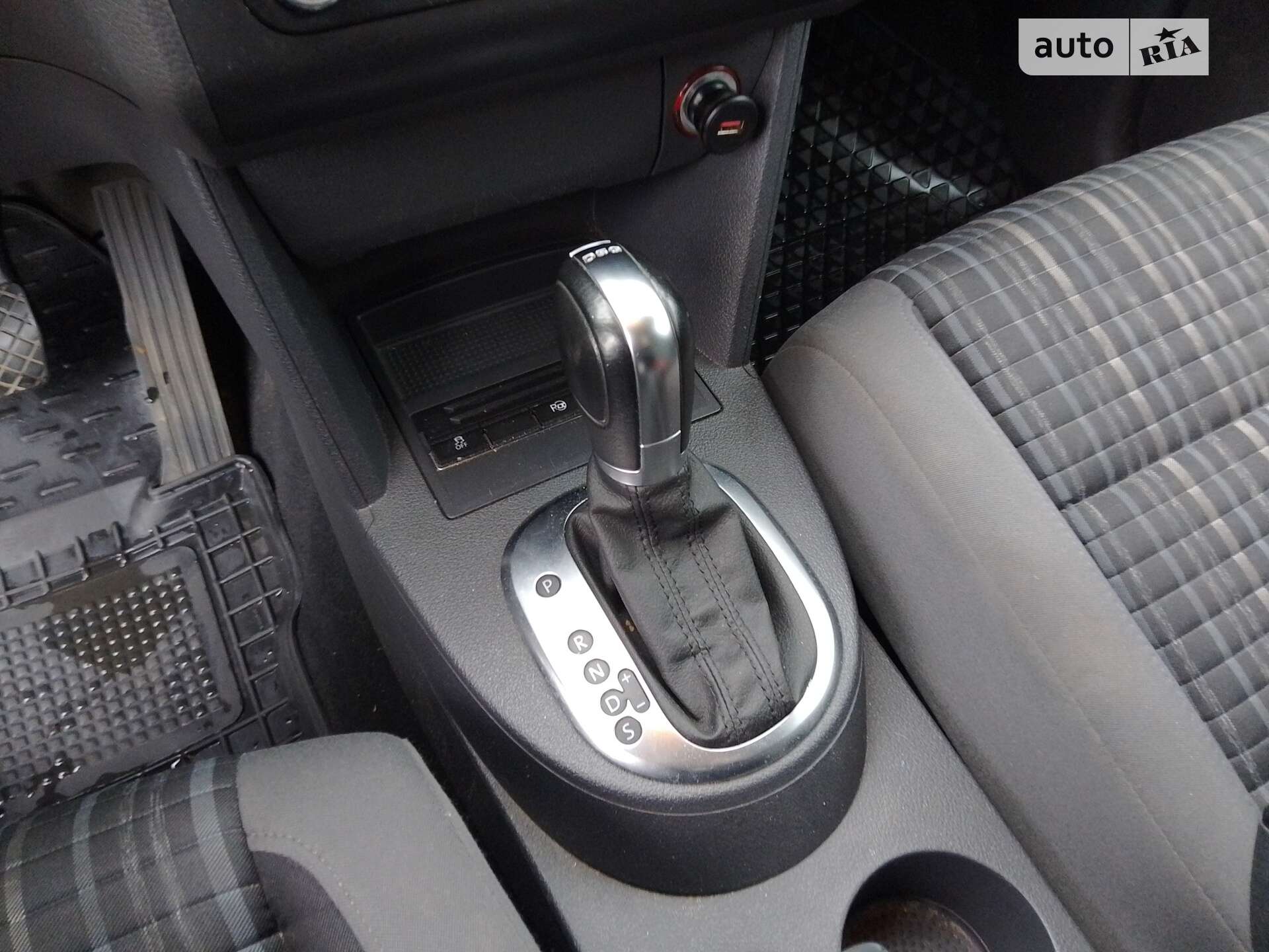 Volkswagen Touran 2011 VIN WVGZZZ1TZCW005824 фото оголошення 27 з 41