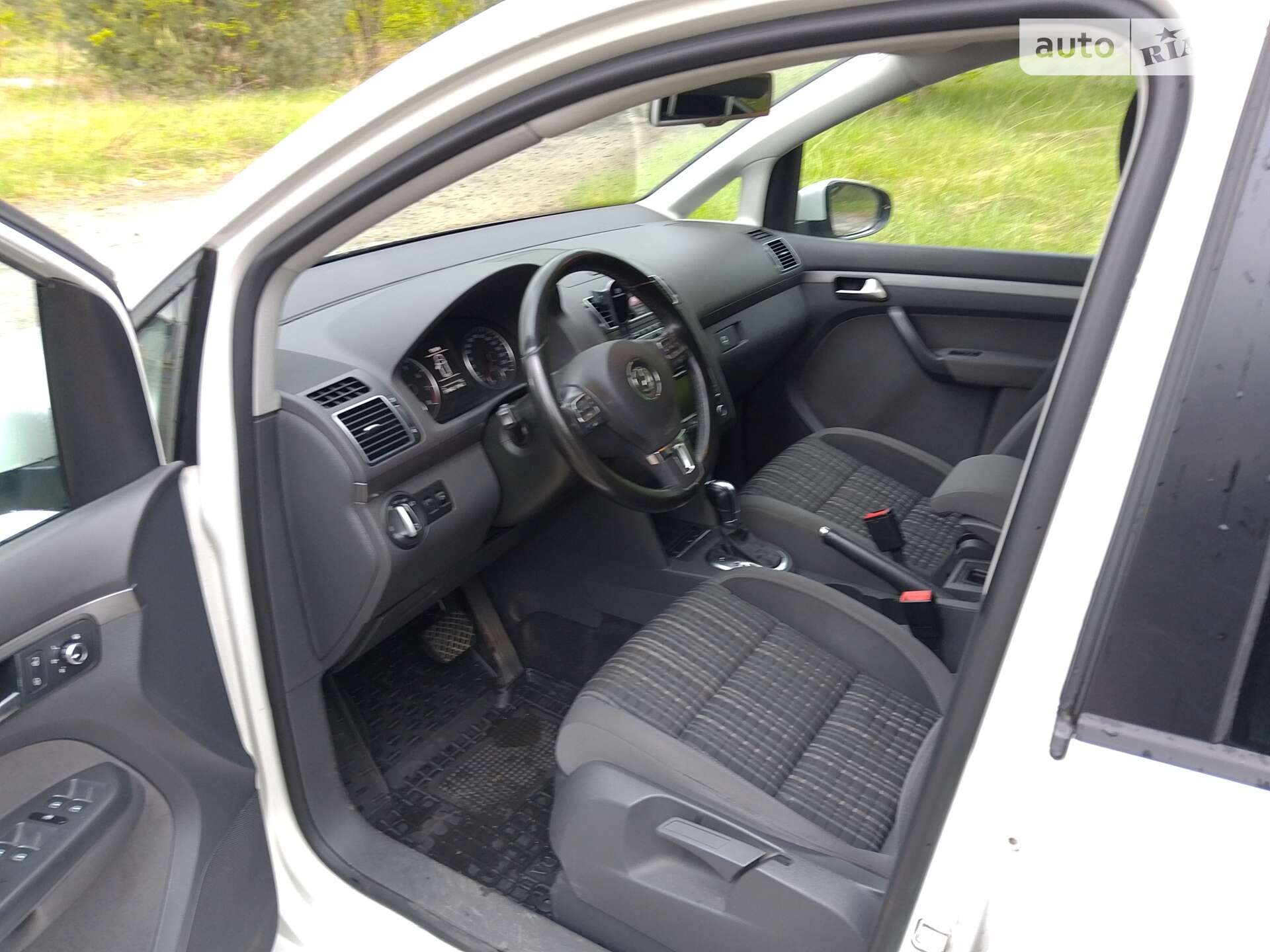 Volkswagen Touran 2011 VIN WVGZZZ1TZCW005824 фото оголошення 28 з 41