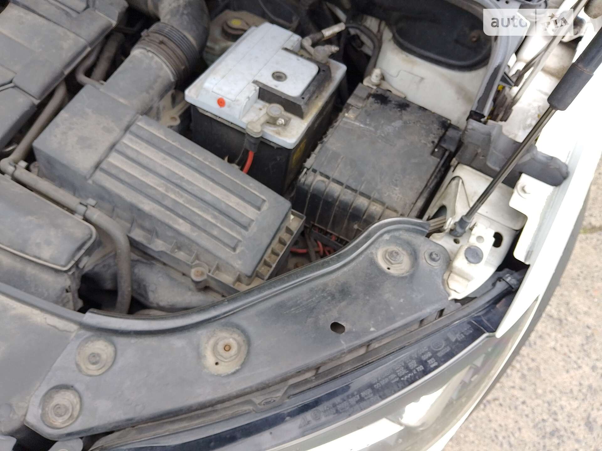 Volkswagen Touran 2011 VIN WVGZZZ1TZCW005824 фото оголошення 34 з 41