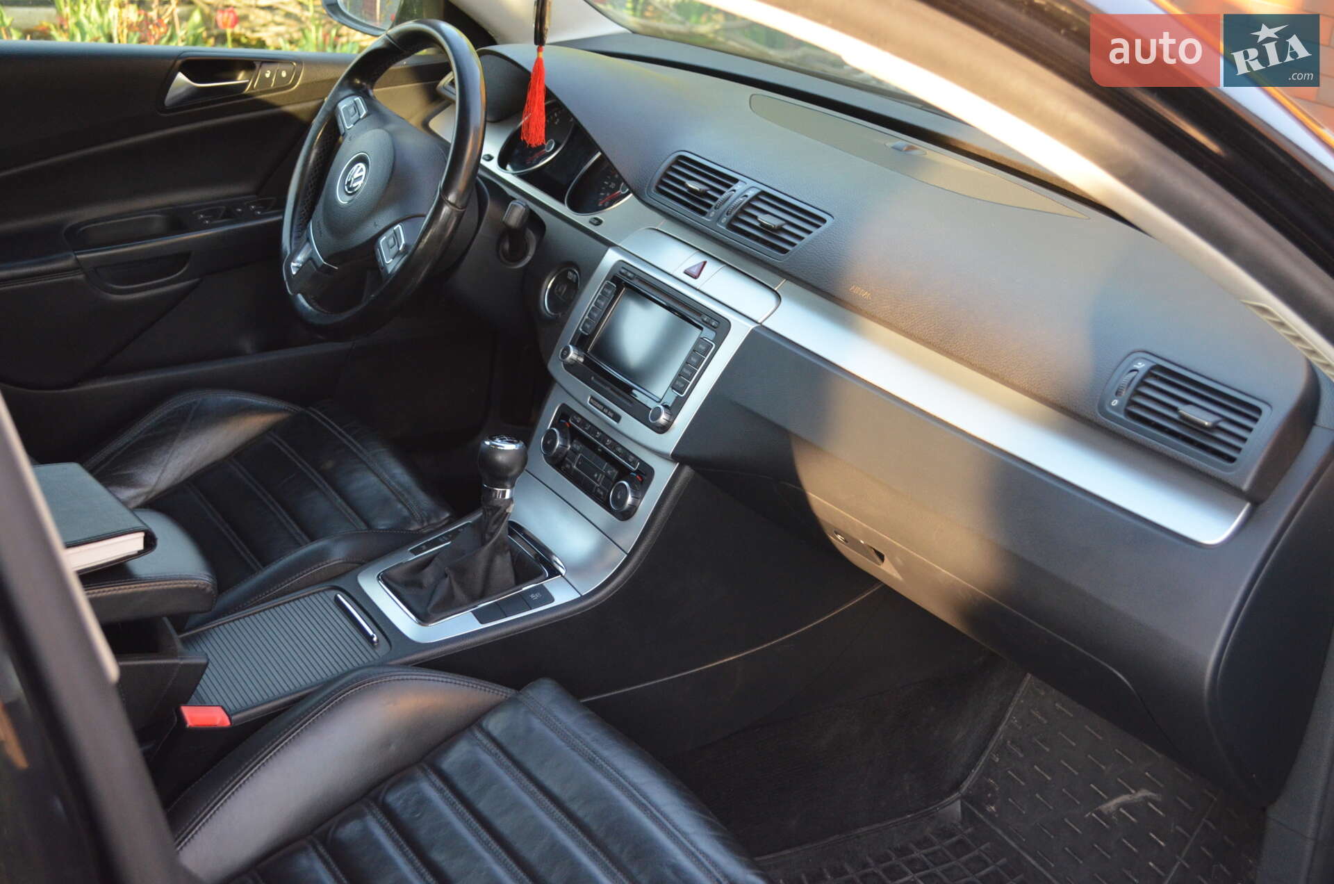 Volkswagen Passat 2010 VIN WVWZZZ3CZAE115993 фото оголошення 3 з 48