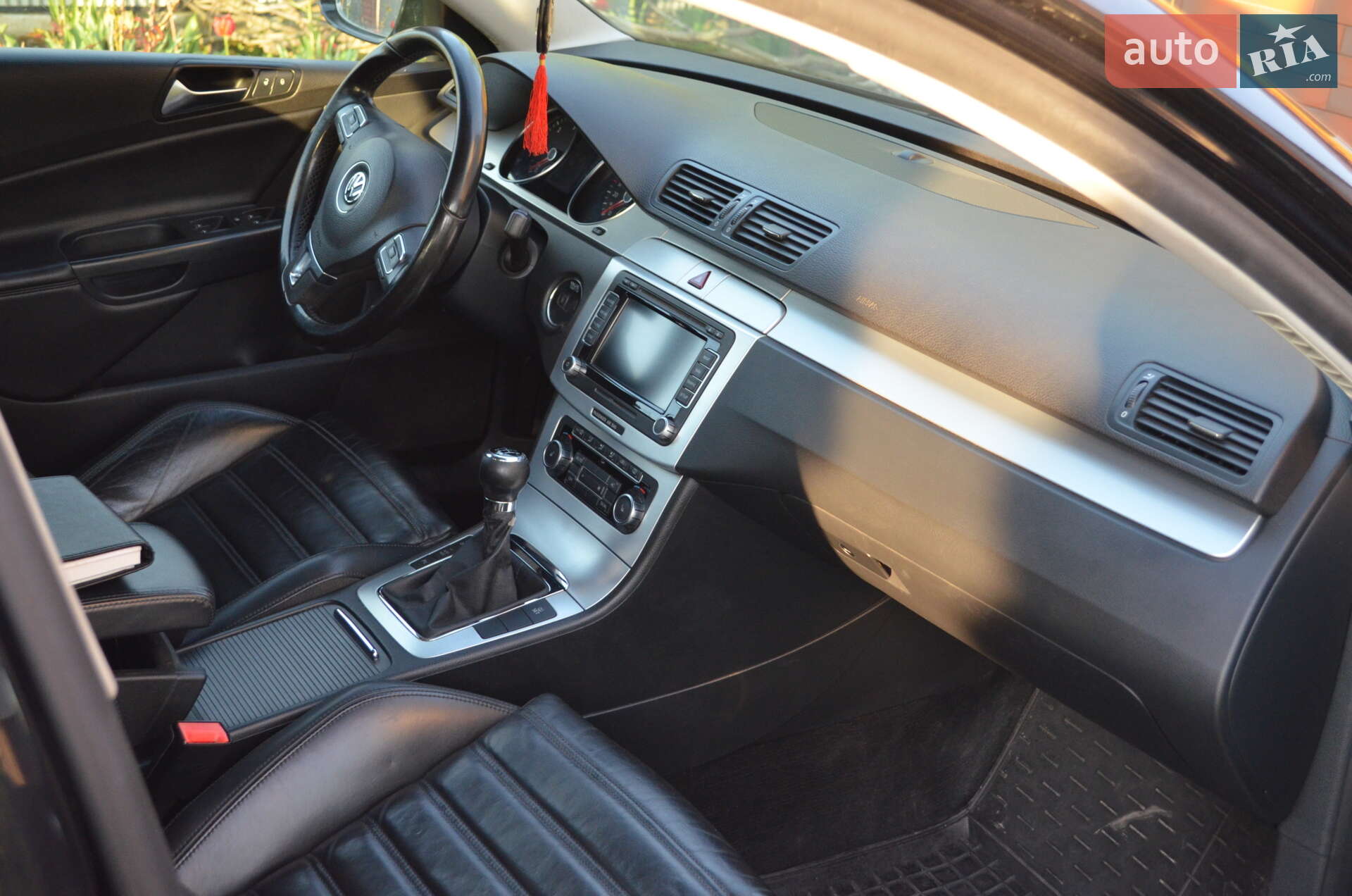 Volkswagen Passat 2010 VIN WVWZZZ3CZAE115993 фото оголошення 4 з 48