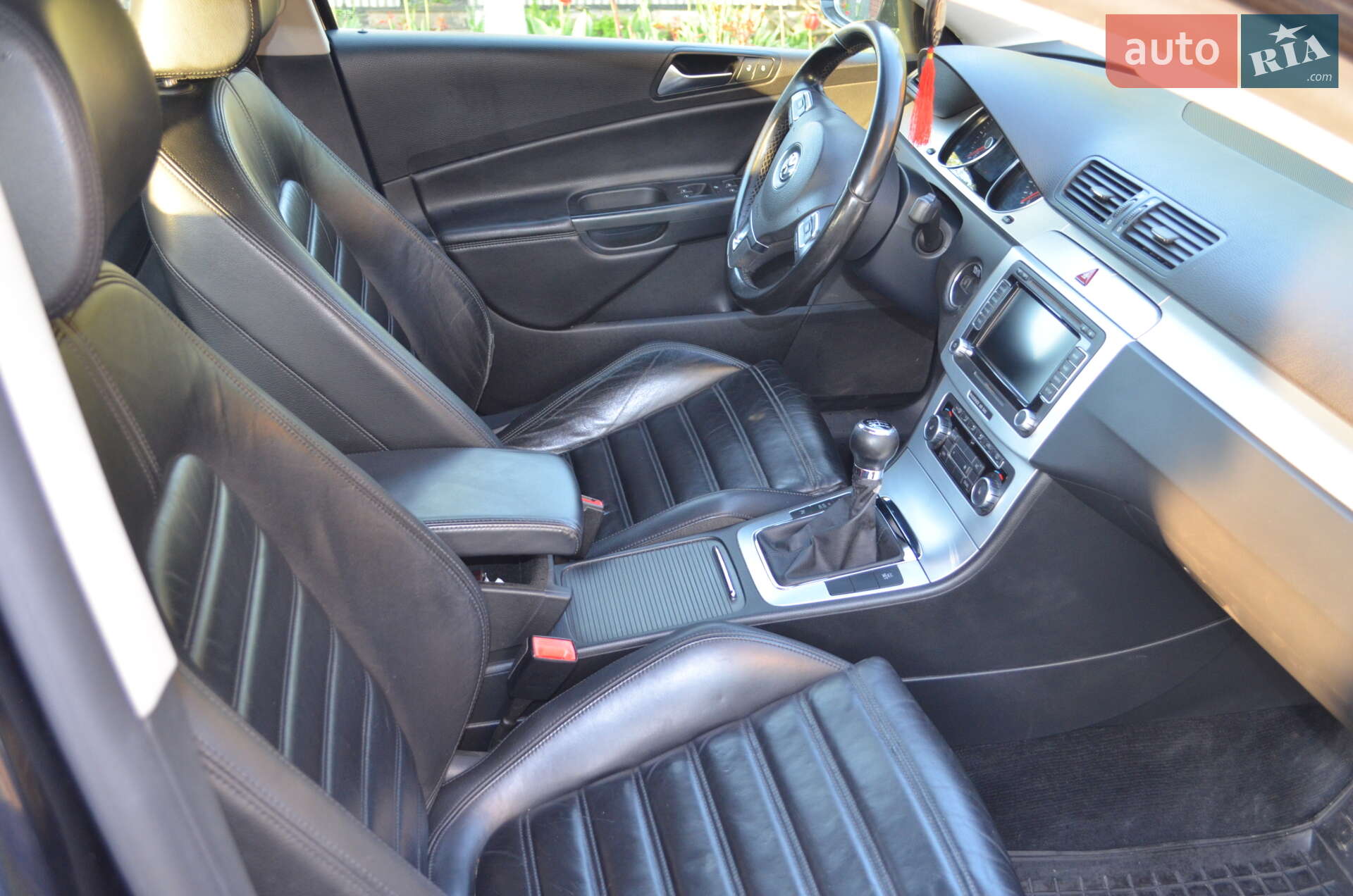 Volkswagen Passat 2010 VIN WVWZZZ3CZAE115993 фото оголошення 8 з 48