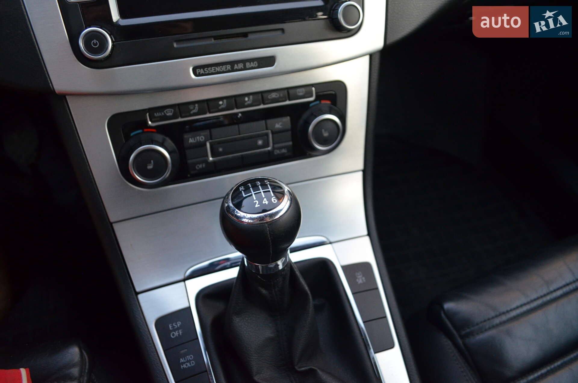 Volkswagen Passat 2010 VIN WVWZZZ3CZAE115993 фото оголошення 16 з 48