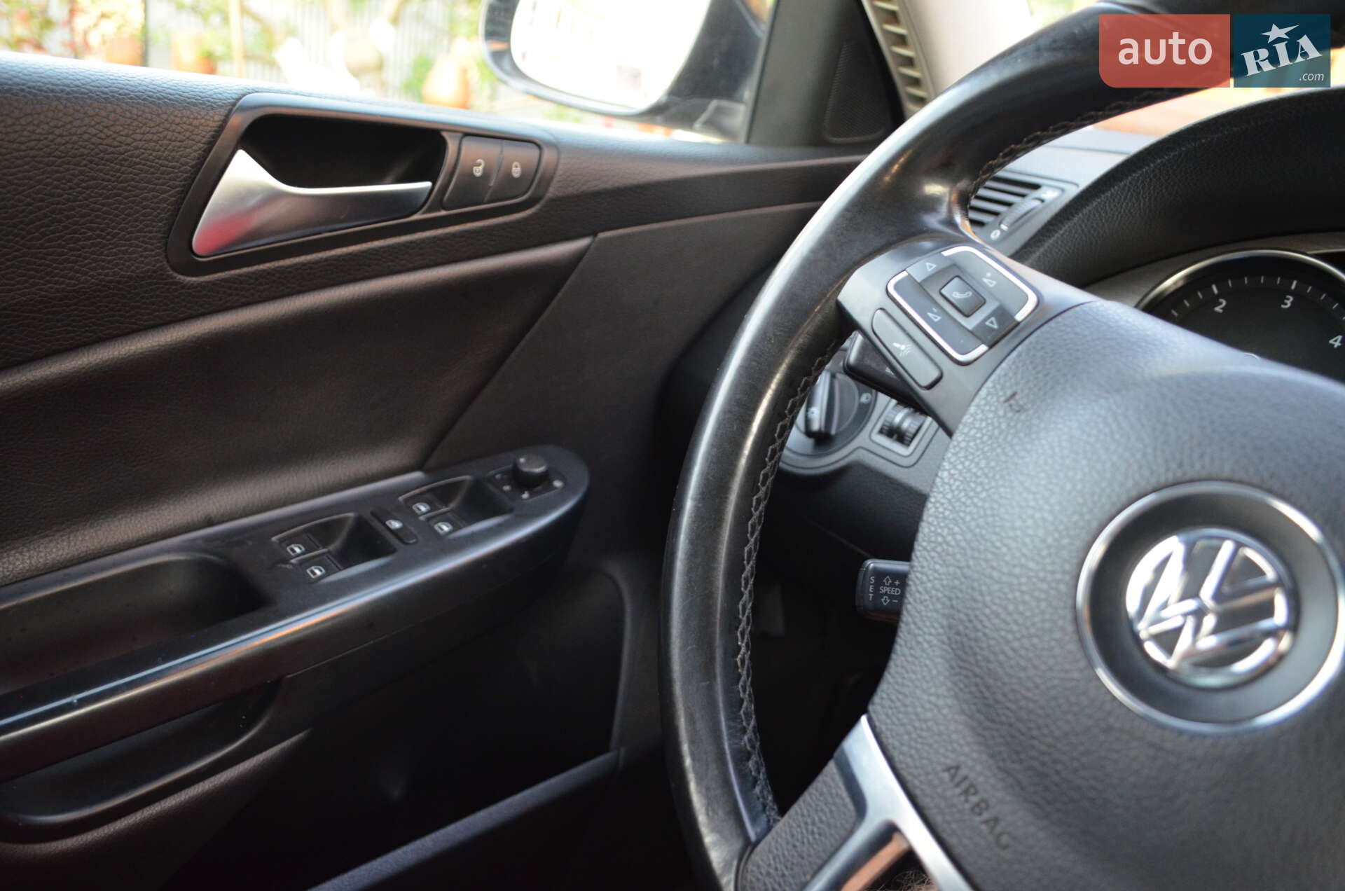 Volkswagen Passat 2010 VIN WVWZZZ3CZAE115993 фото оголошення 40 з 48