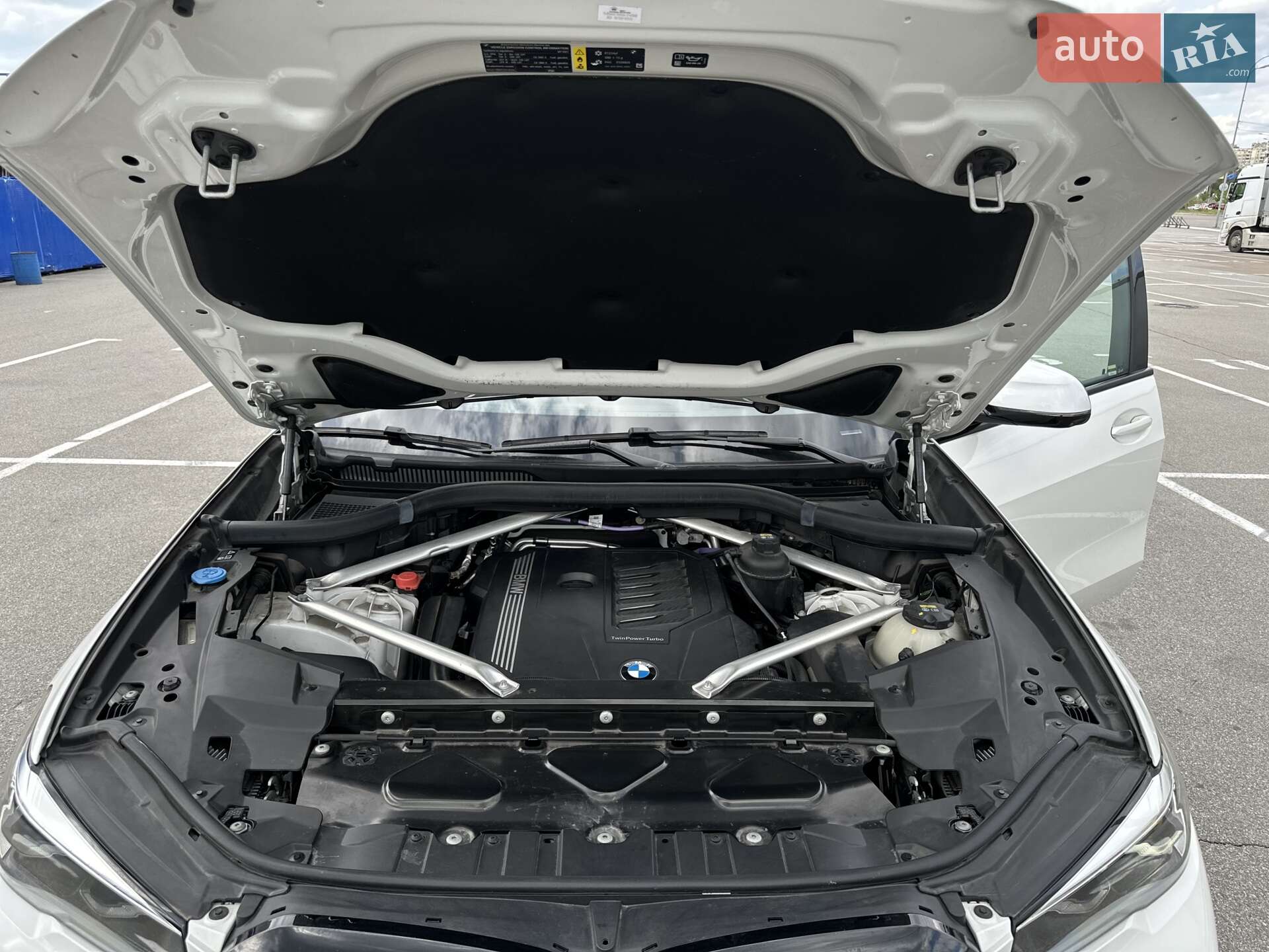 BMW X5 2020 VIN 5UXCR4C04M9F03006 фото оголошення 8 з 22