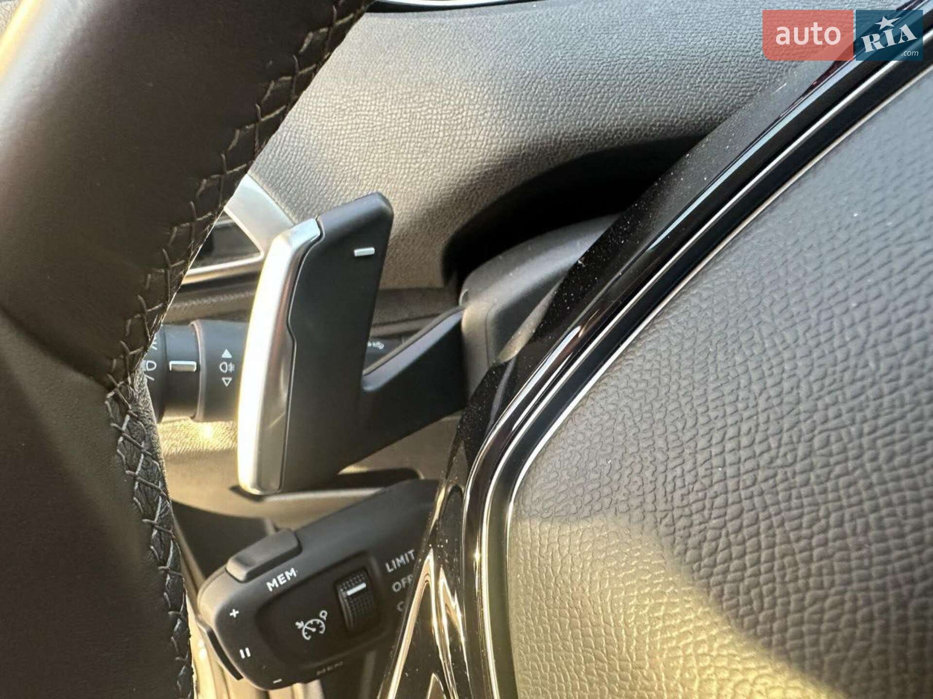 Peugeot 3008 2021 VIN VF3MJAHXNLS333446 фото оголошення 37 з 40