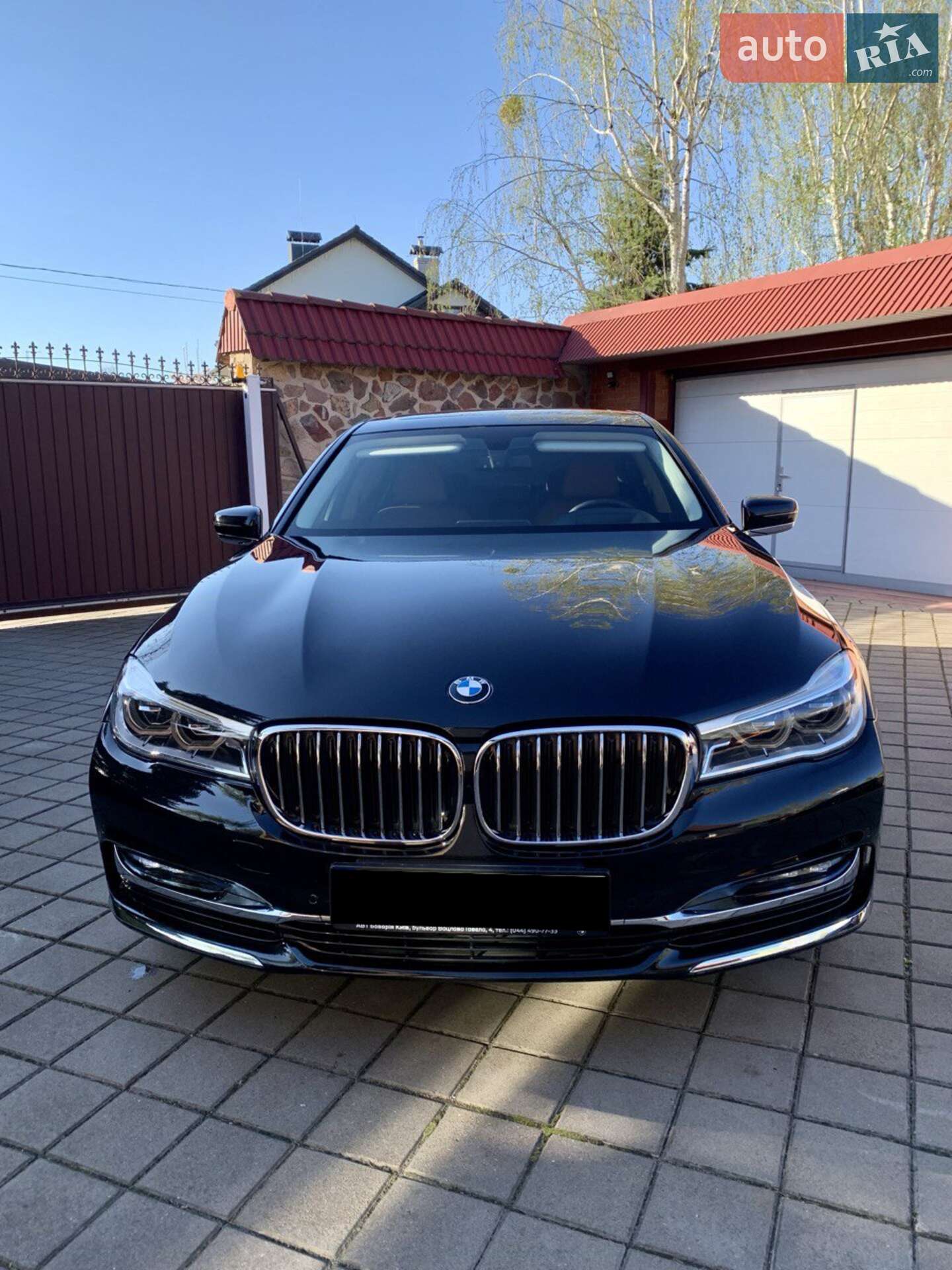 BMW 7 Series 2015 VIN WBA7F2C54GG417393 фото оголошення 2 з 27