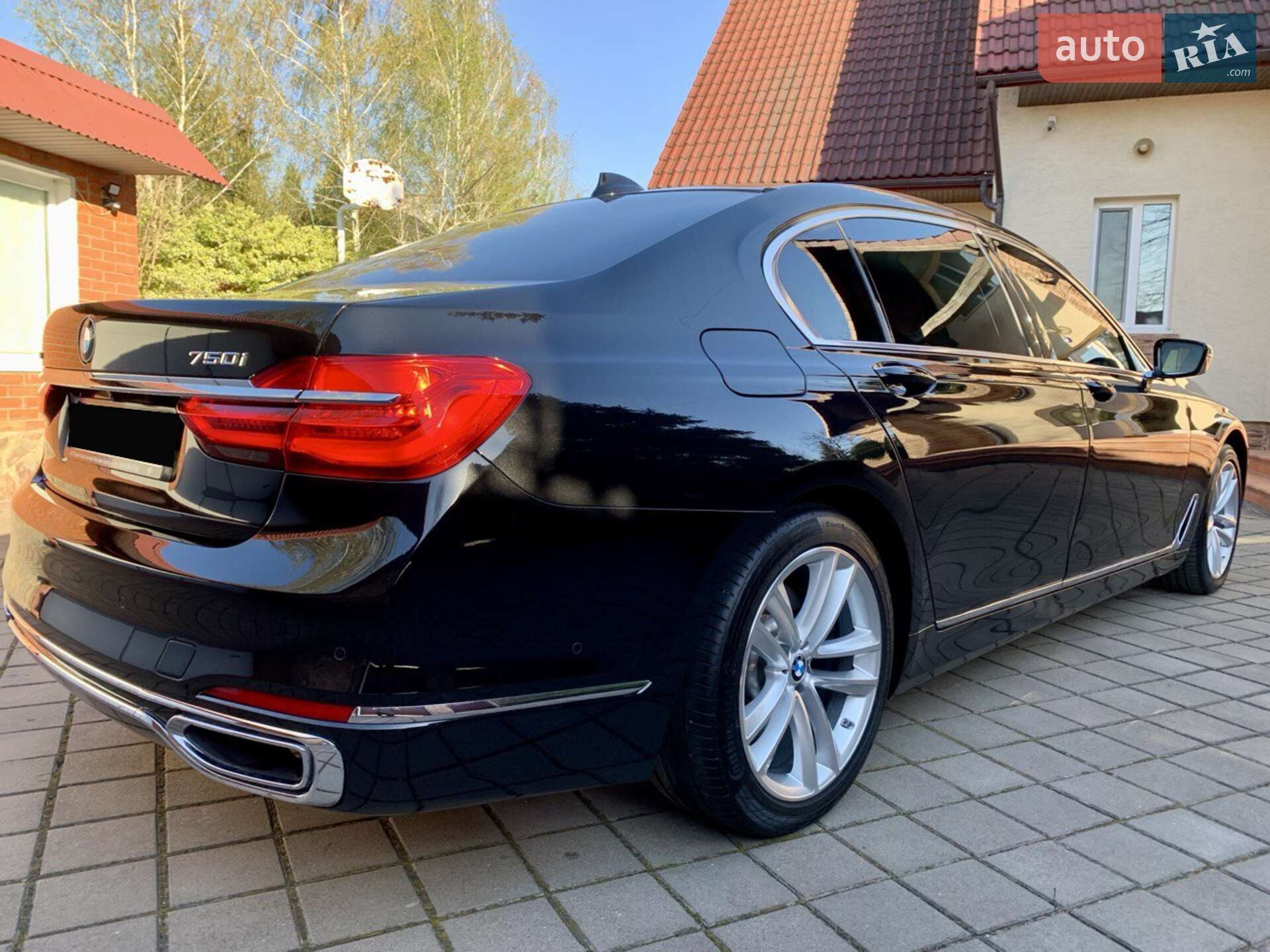 BMW 7 Series 2015 VIN WBA7F2C54GG417393 фото оголошення 4 з 27