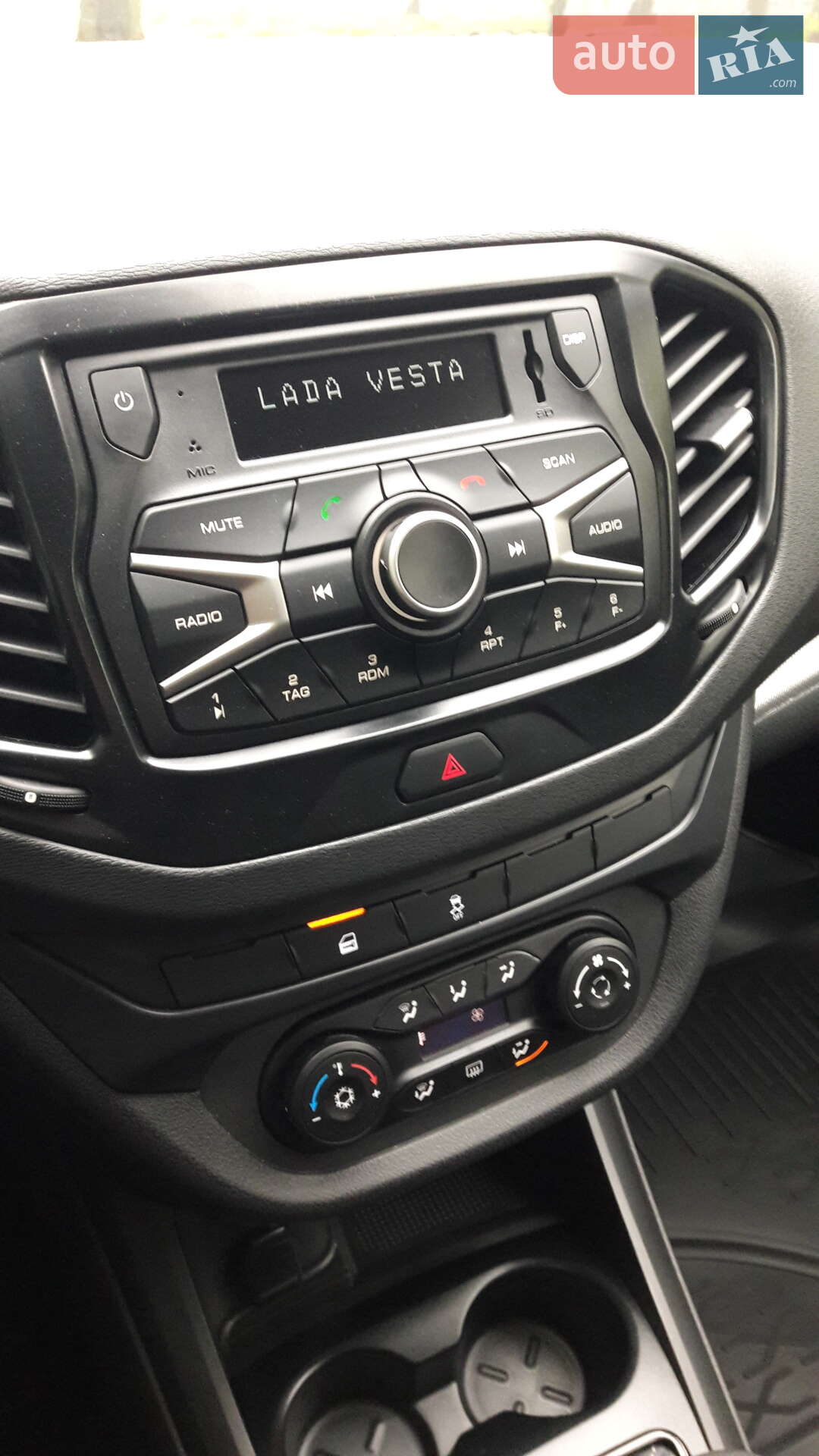 ВАЗ / Lada Vesta SW 2022 VIN Y9ZGFK110N1460120 фото оголошення 2 з 56