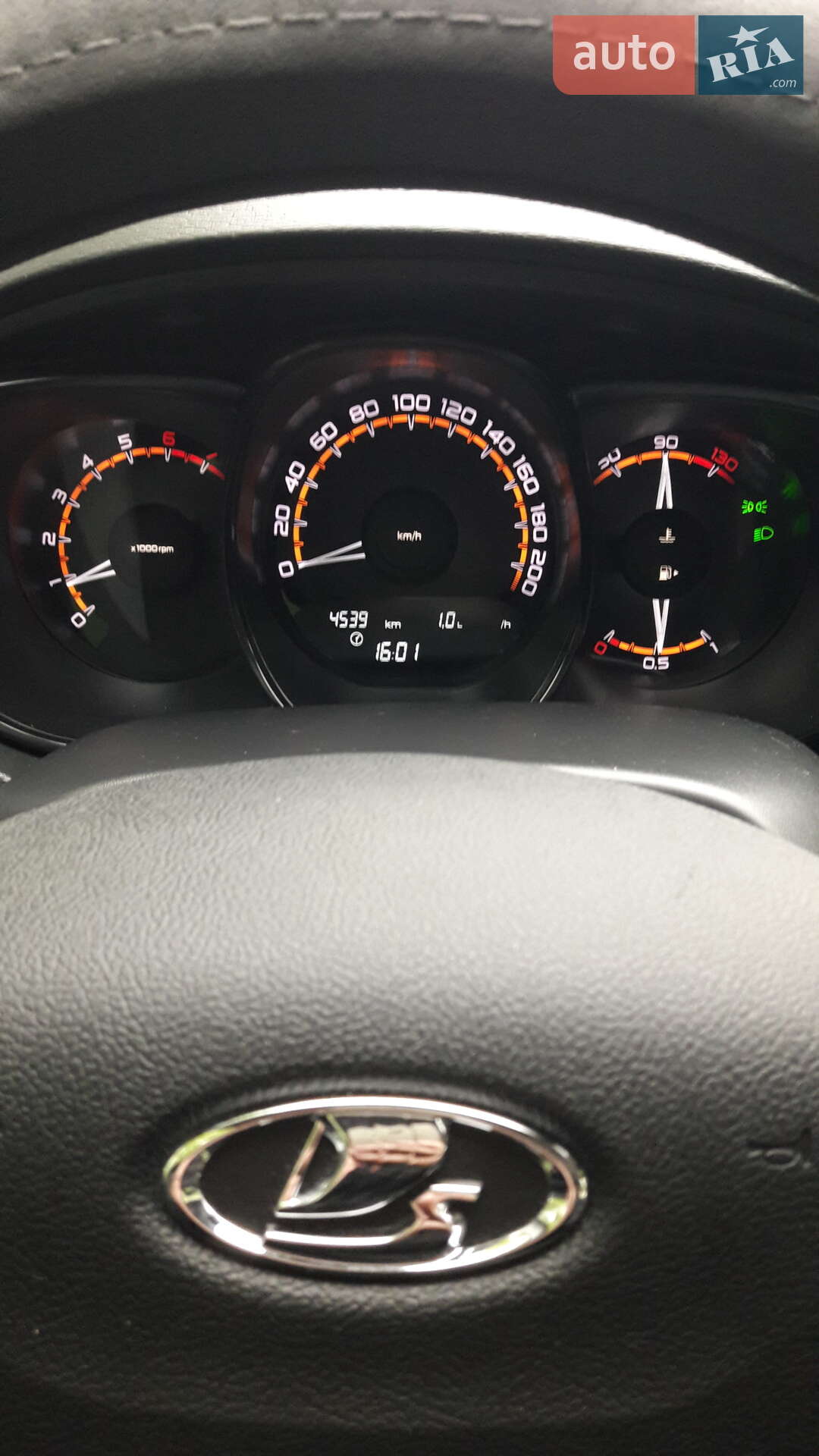 ВАЗ / Lada Vesta SW 2022 VIN Y9ZGFK110N1460120 фото оголошення 3 з 56