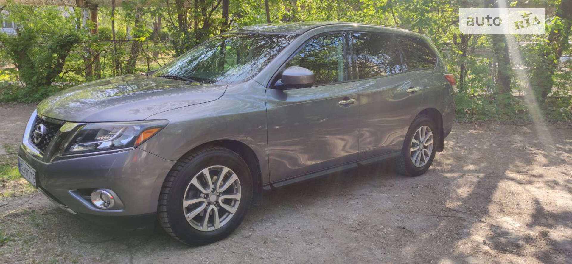 Nissan Pathfinder 2015 VIN 5N1AR2MN2FC677954 фото оголошення 4 з 40