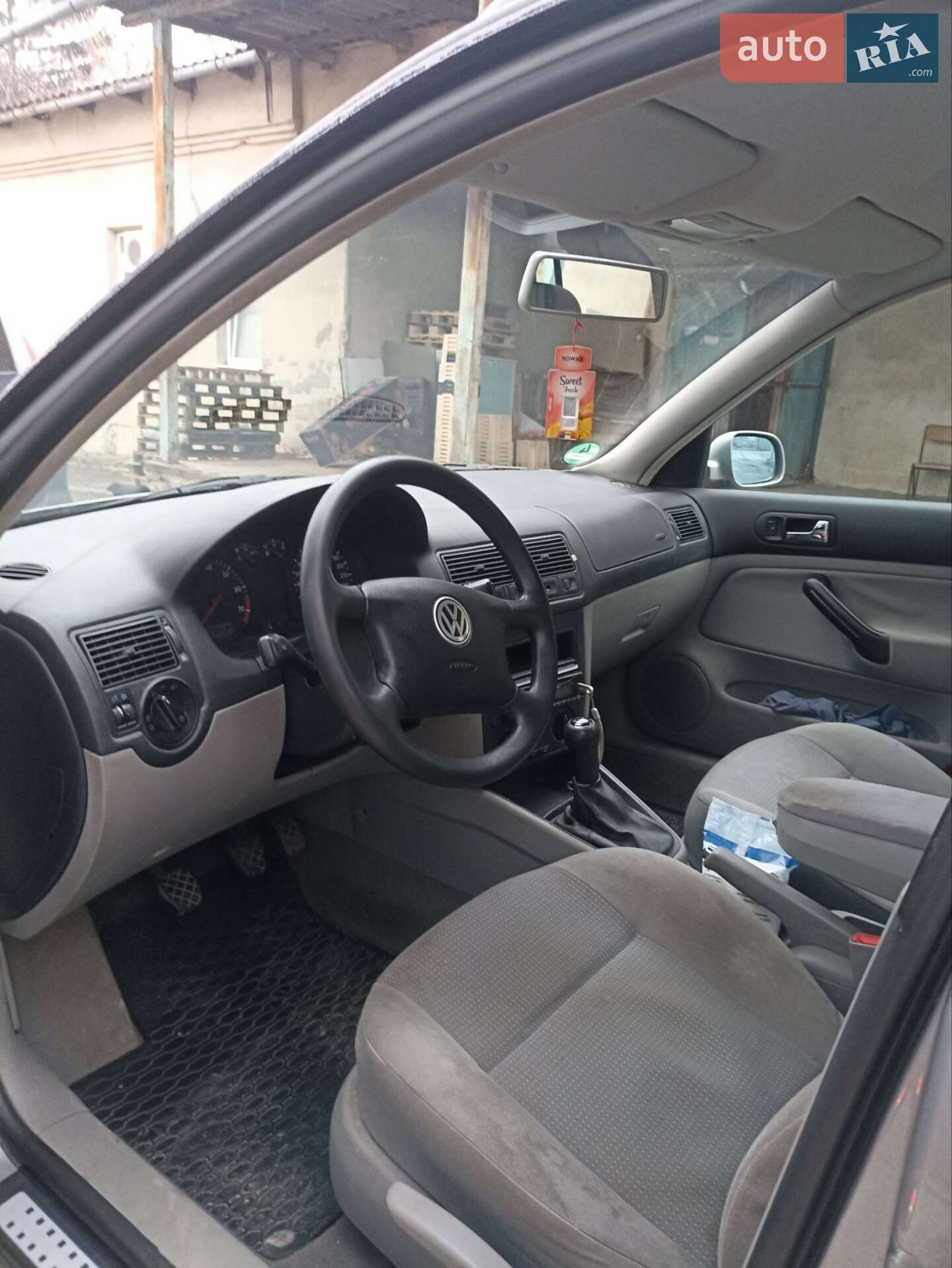 Volkswagen Golf 2001 VIN WVWZZZ1JZ2W369660 фото оголошення 3 з 10