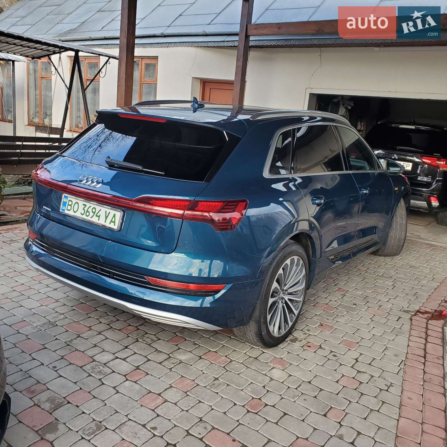 Audi e-tron 2019 VIN WA1VAAGE2KB025011 фото оголошення 95 з 150