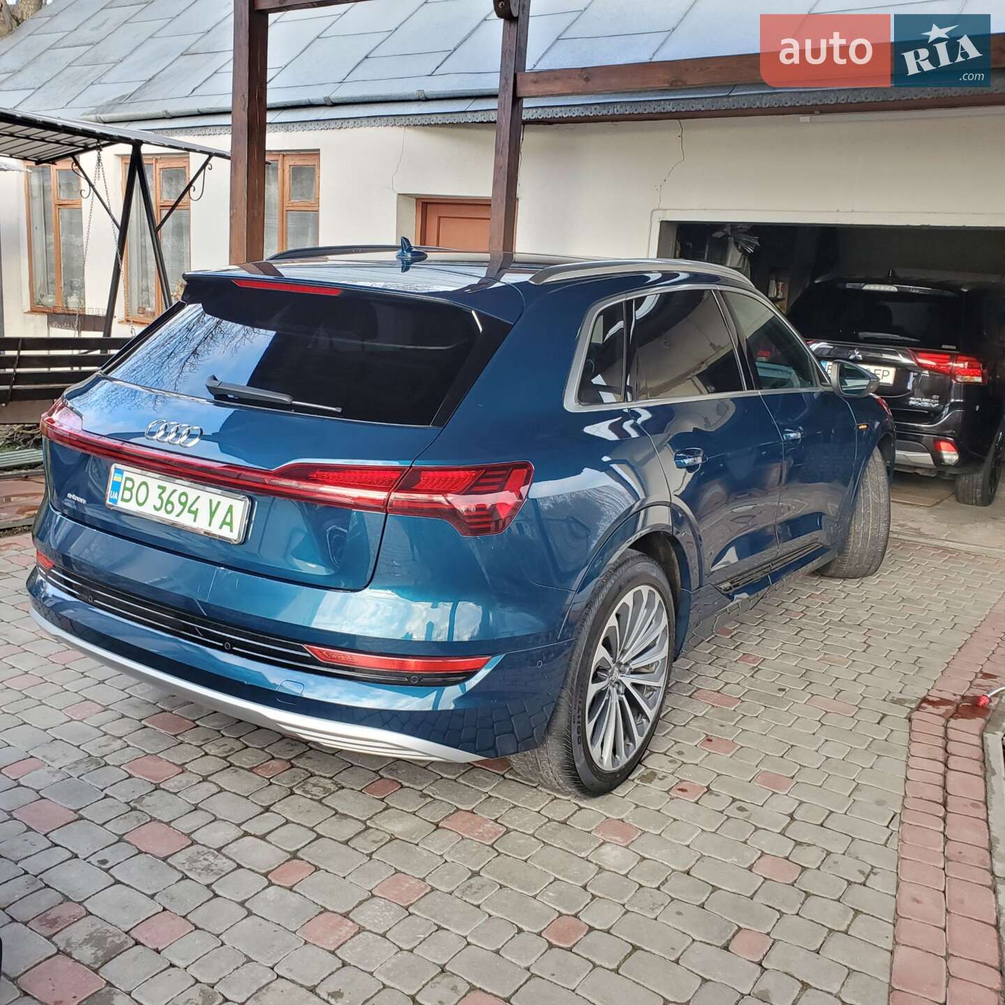 Audi e-tron 2019 VIN WA1VAAGE2KB025011 фото оголошення 94 з 150
