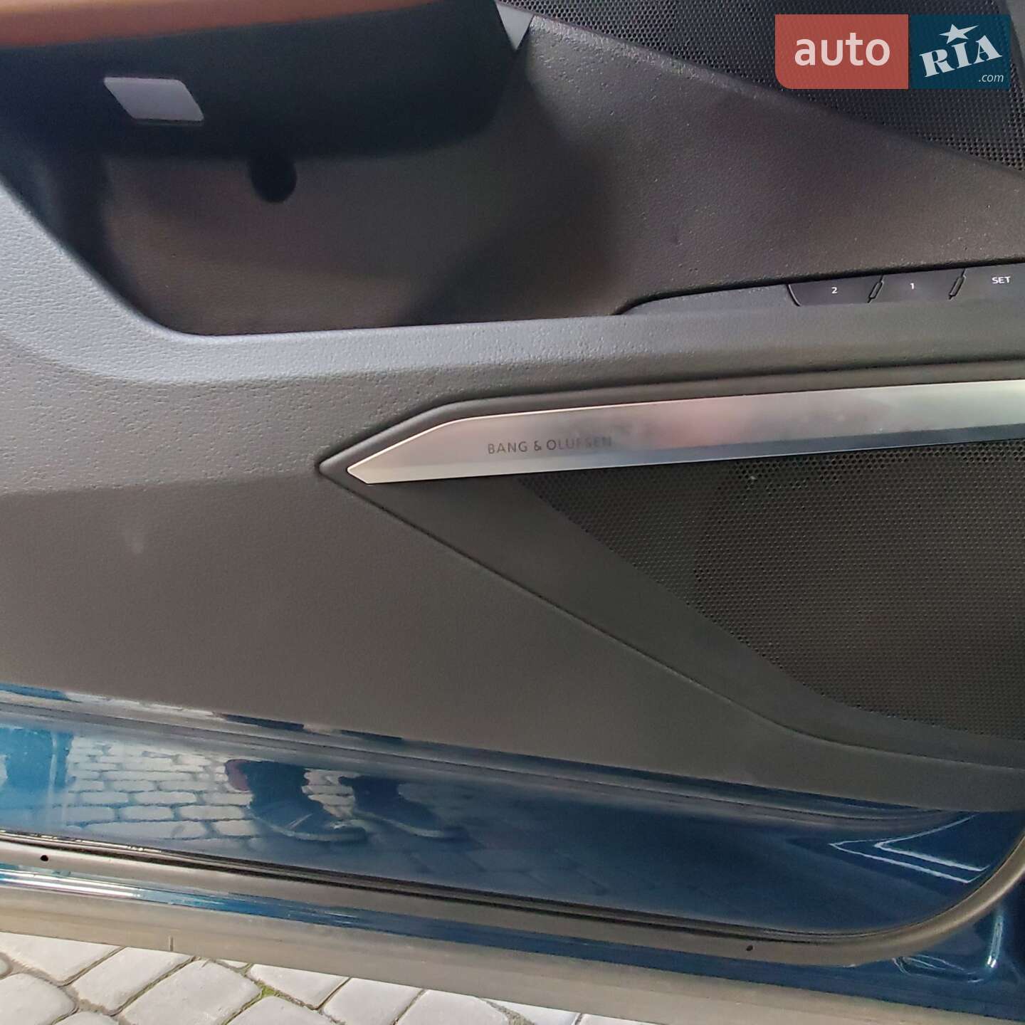 Audi e-tron 2019 VIN WA1VAAGE2KB025011 фото оголошення 101 з 150
