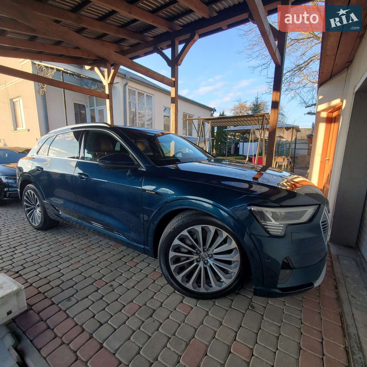 Audi e-tron 2019 VIN WA1VAAGE2KB025011 фото оголошення 118 з 150