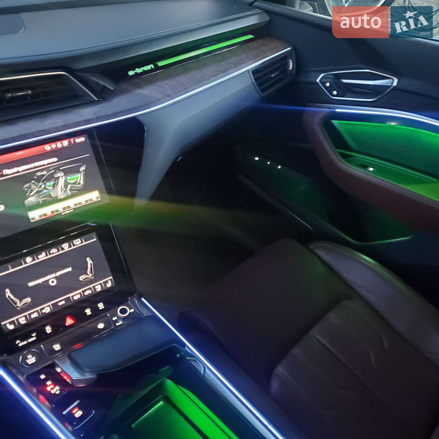 Audi e-tron 2019 VIN WA1VAAGE2KB025011 фото оголошення 119 з 150