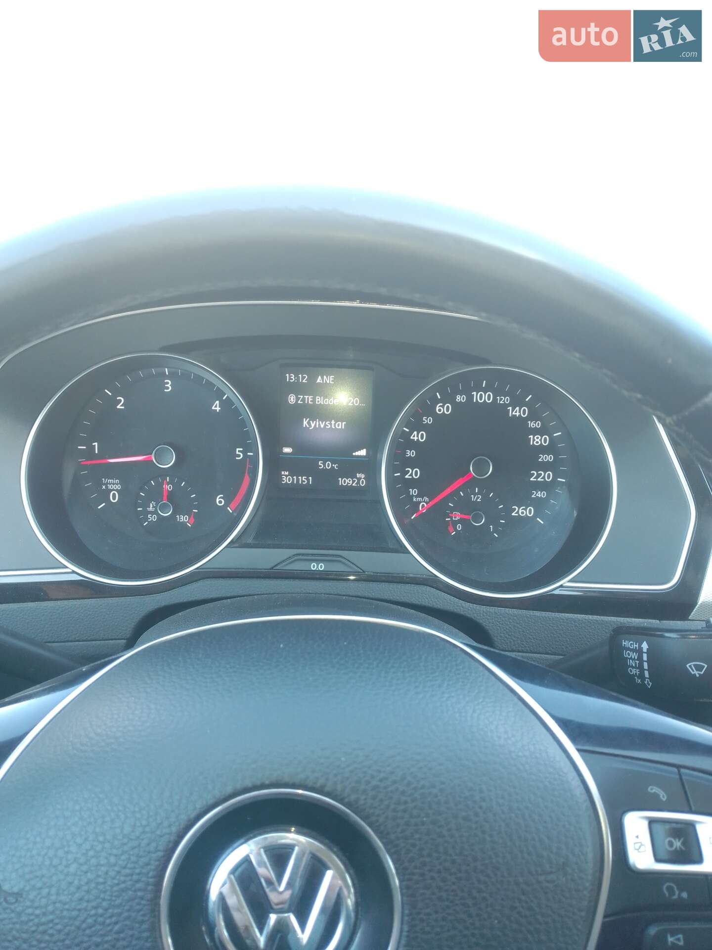 Volkswagen Passat 2017 VIN WVWZZZ3CZJE040155 фото оголошення 12 з 26