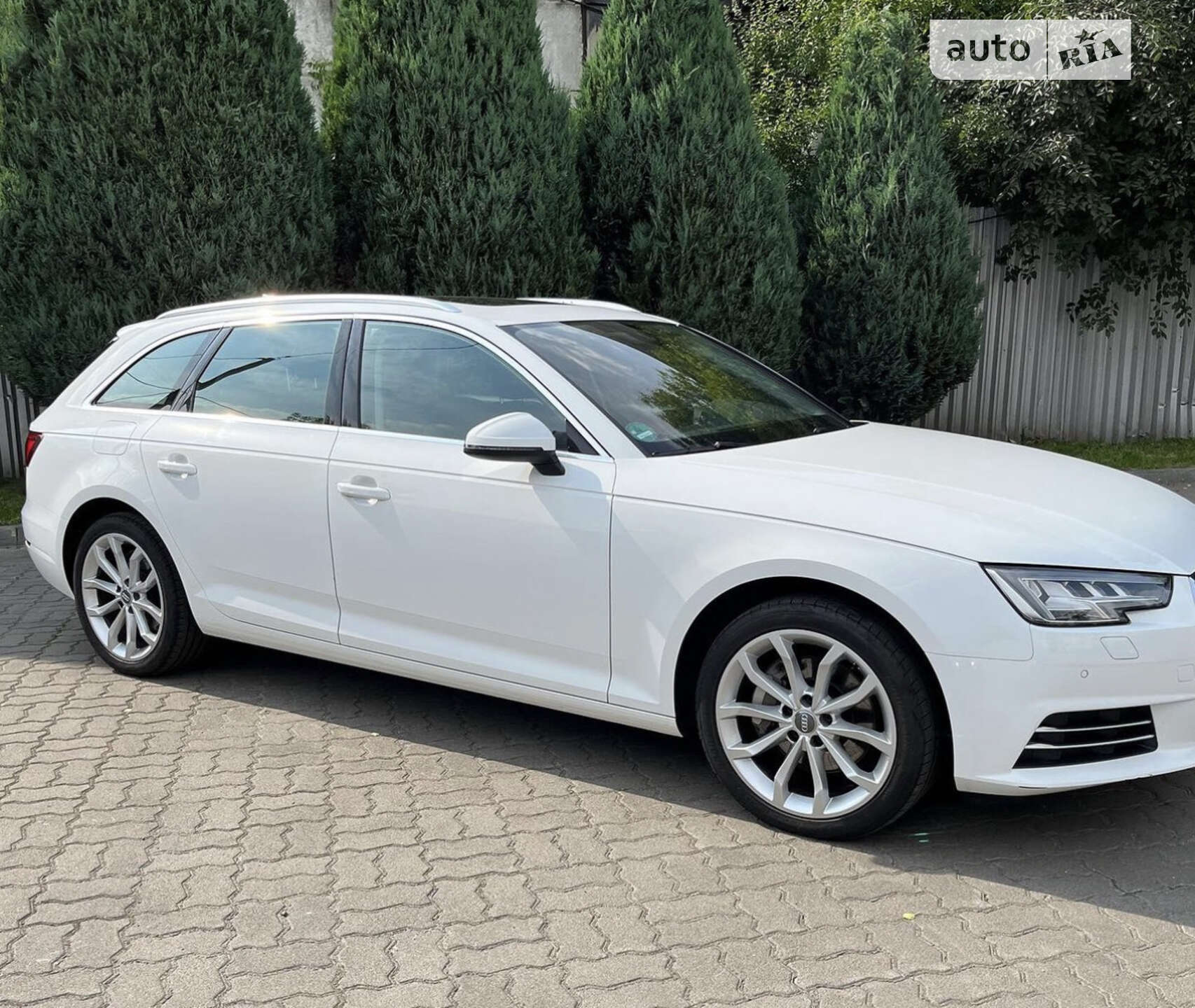 Audi A4 2017 VIN WAUZZZF49JA079107 фото оголошення 5 з 12