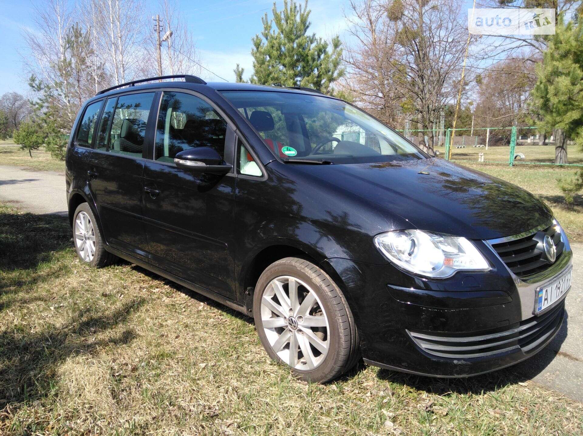 Volkswagen Touran 2010 VIN WVGZZZ1TZAW108648 фото оголошення 2 з 14