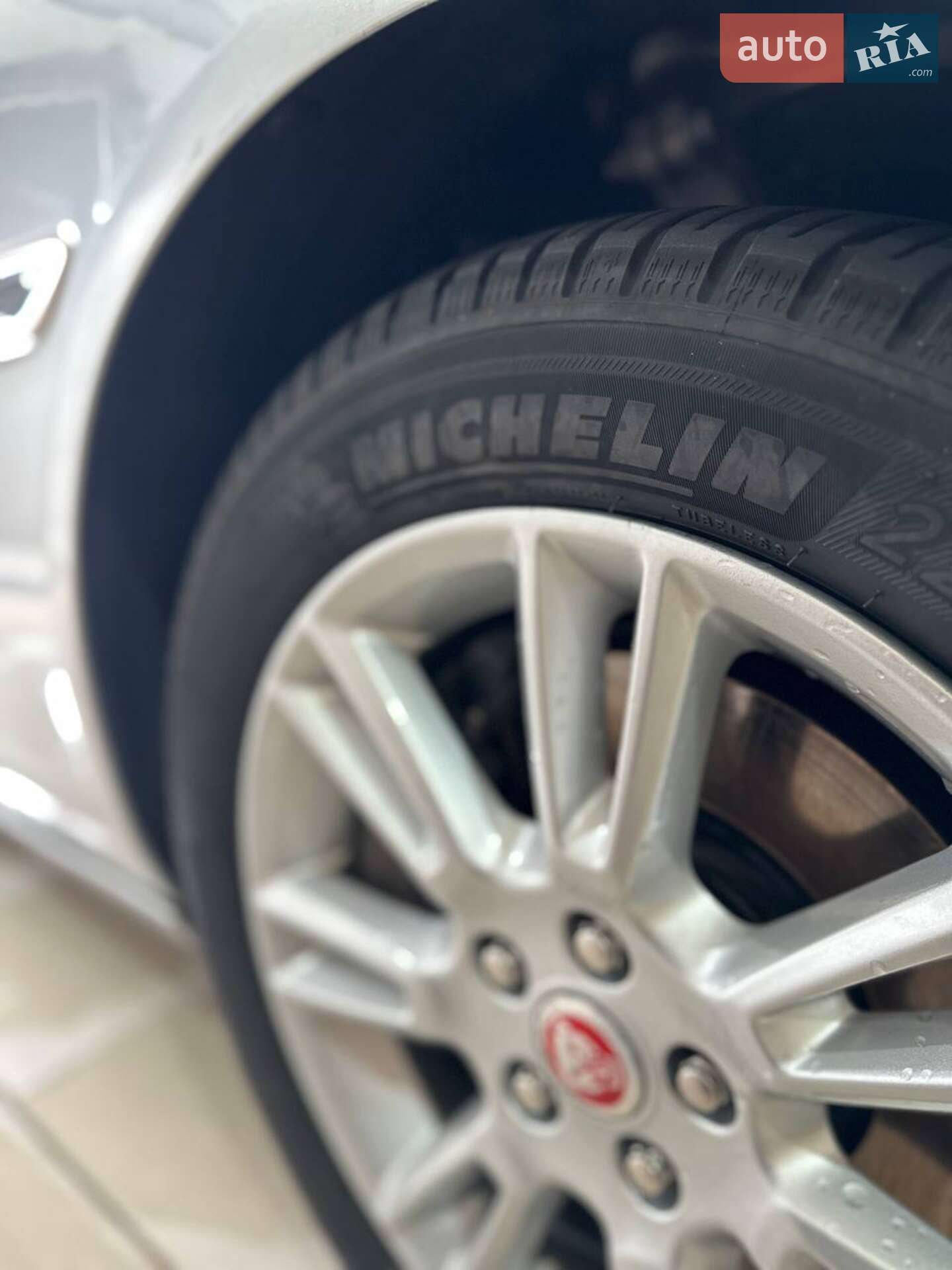 Jaguar XE 2016 VIN SAJAJ4BN4HA944389 фото оголошення 17 з 21