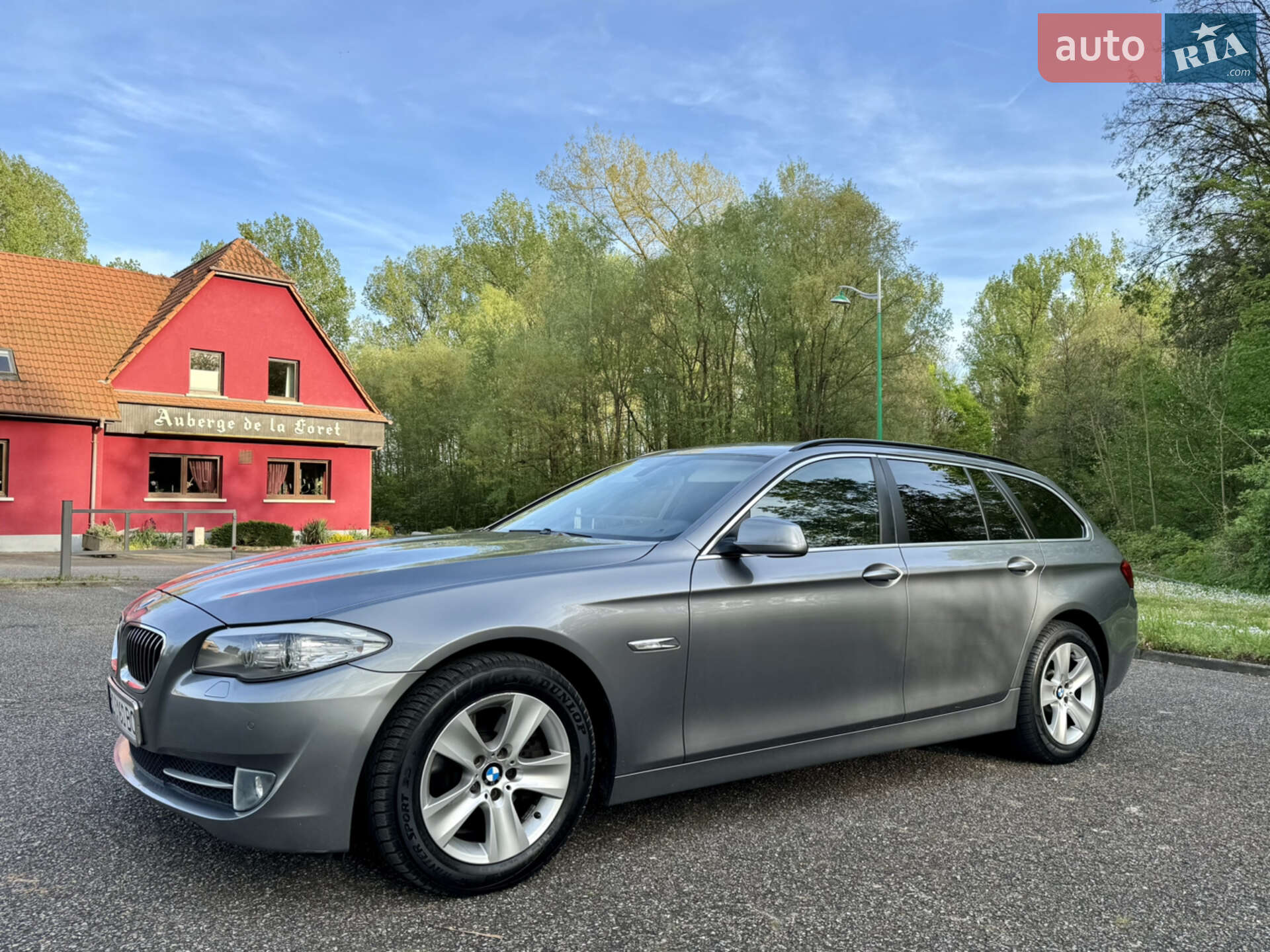 BMW 5 Series 2013 VIN WBAMX11020DY15940 фото оголошення 2 з 27
