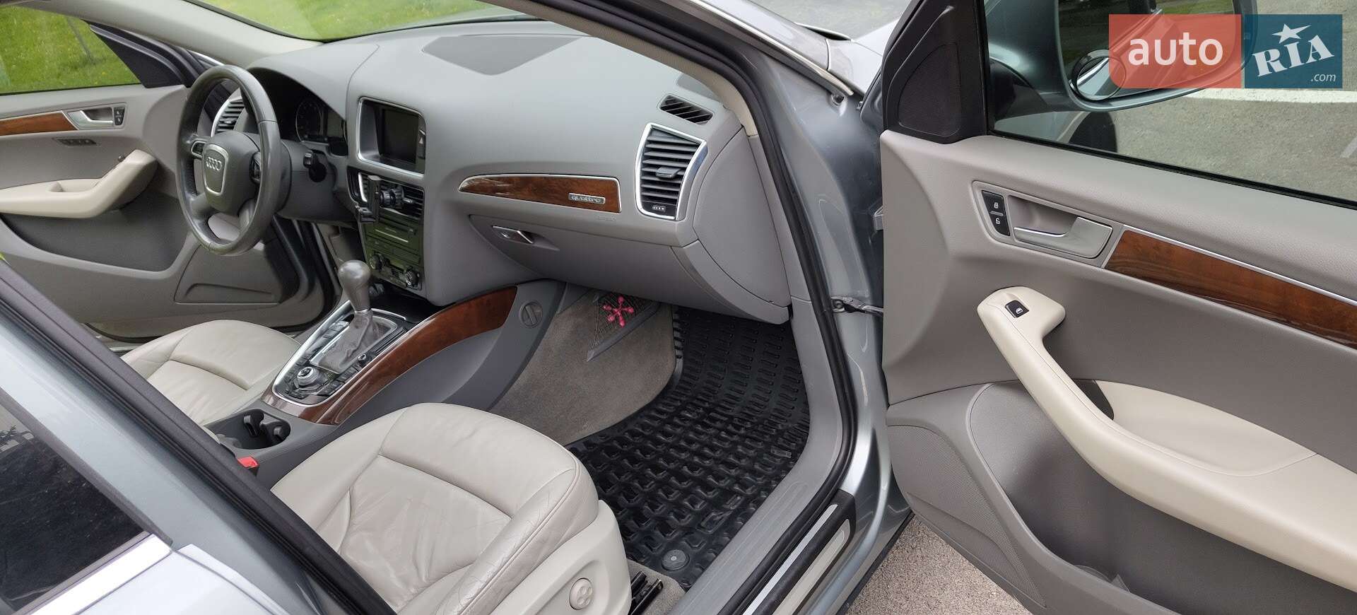 Audi Q5 2011 VIN WA1LFAFP3BA102258 фото оголошення 7 з 16