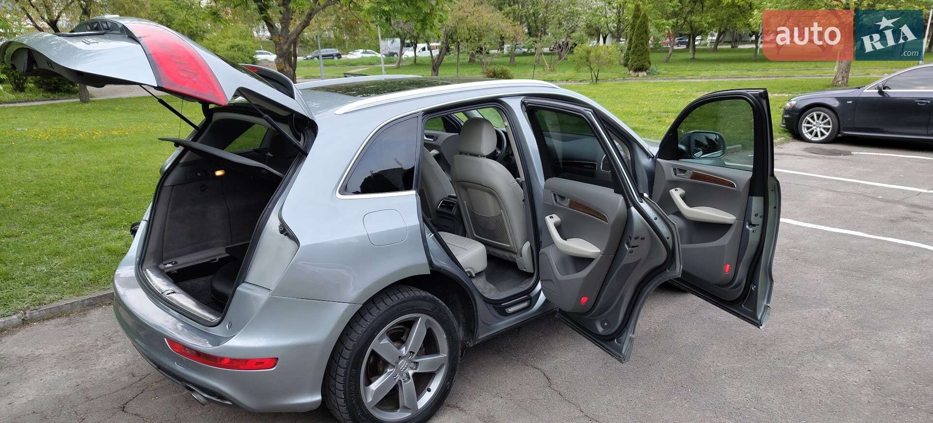 Audi Q5 2011 VIN WA1LFAFP3BA102258 фото оголошення 14 з 16