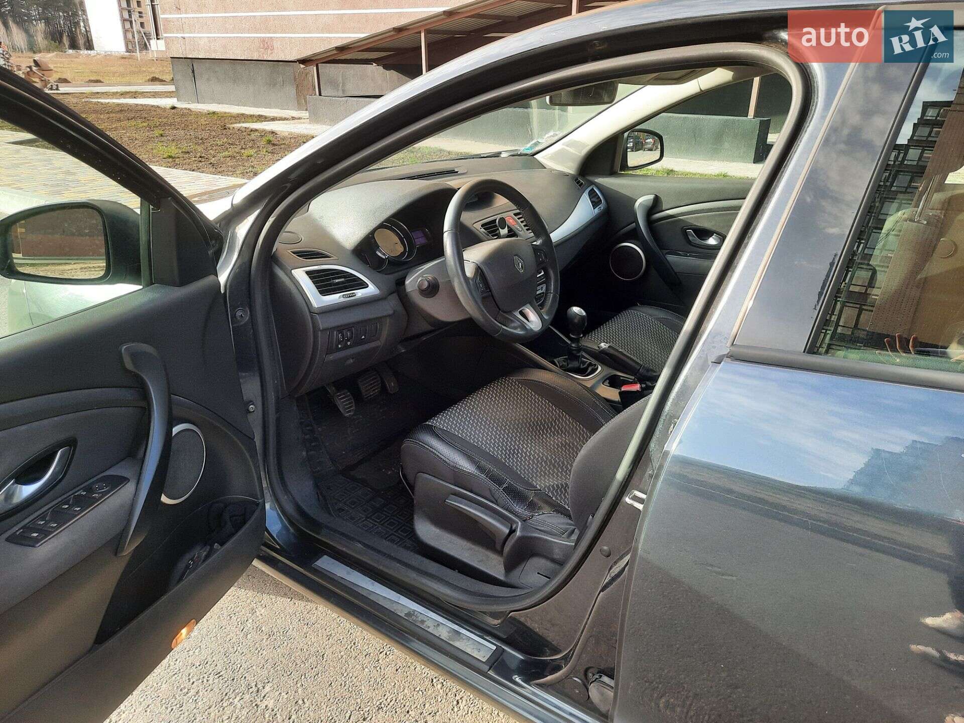 Renault Megane 2009 VIN VF1BZ0B0641302320 фото оголошення 2 з 9