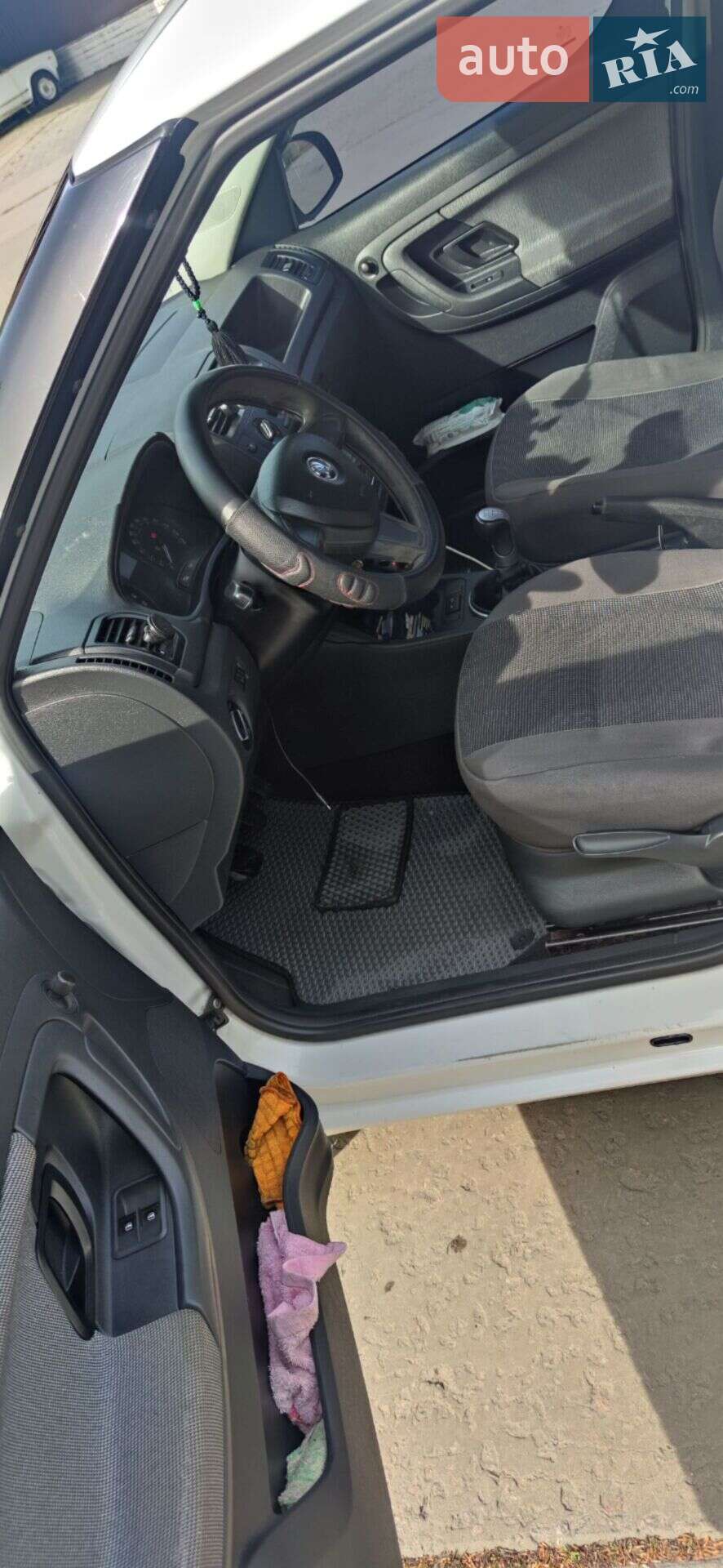 Skoda Roomster 2014 VIN TMBNK25J0E5036066 фото оголошення 9 з 10