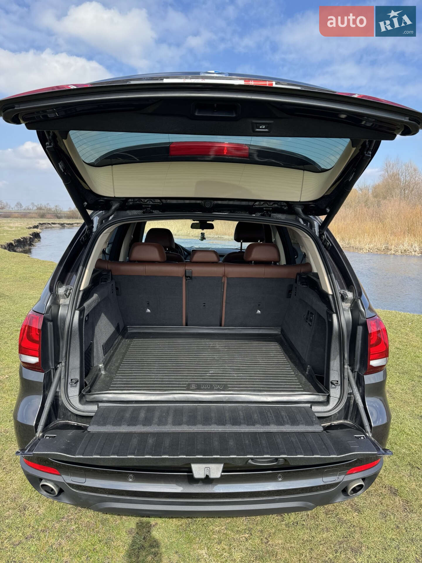 BMW X5 2016 VIN WBALS010300V45211 фото оголошення 8 з 11