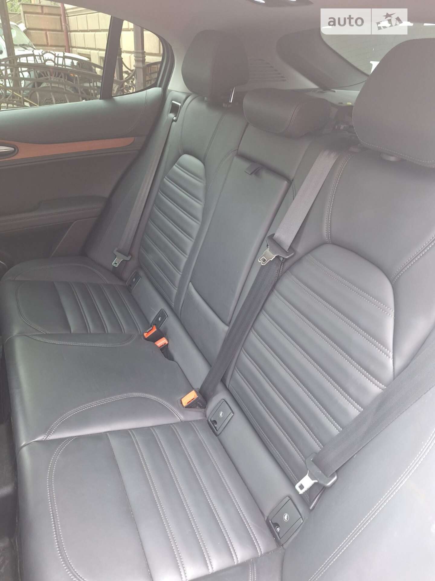 Alfa Romeo Stelvio 2018 VIN ZASPAKBN4K7C38841 фото оголошення 22 з 39
