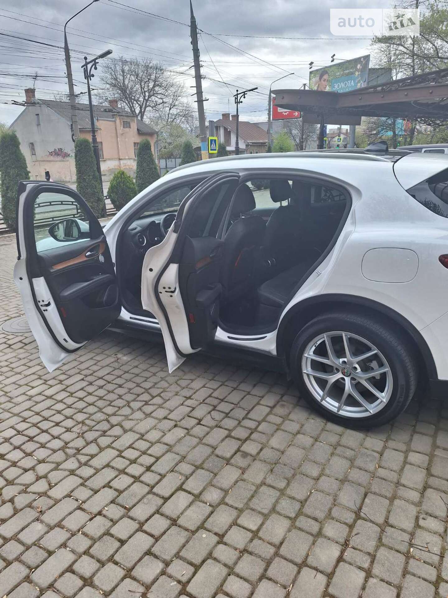 Alfa Romeo Stelvio 2018 VIN ZASPAKBN4K7C38841 фото оголошення 23 з 39
