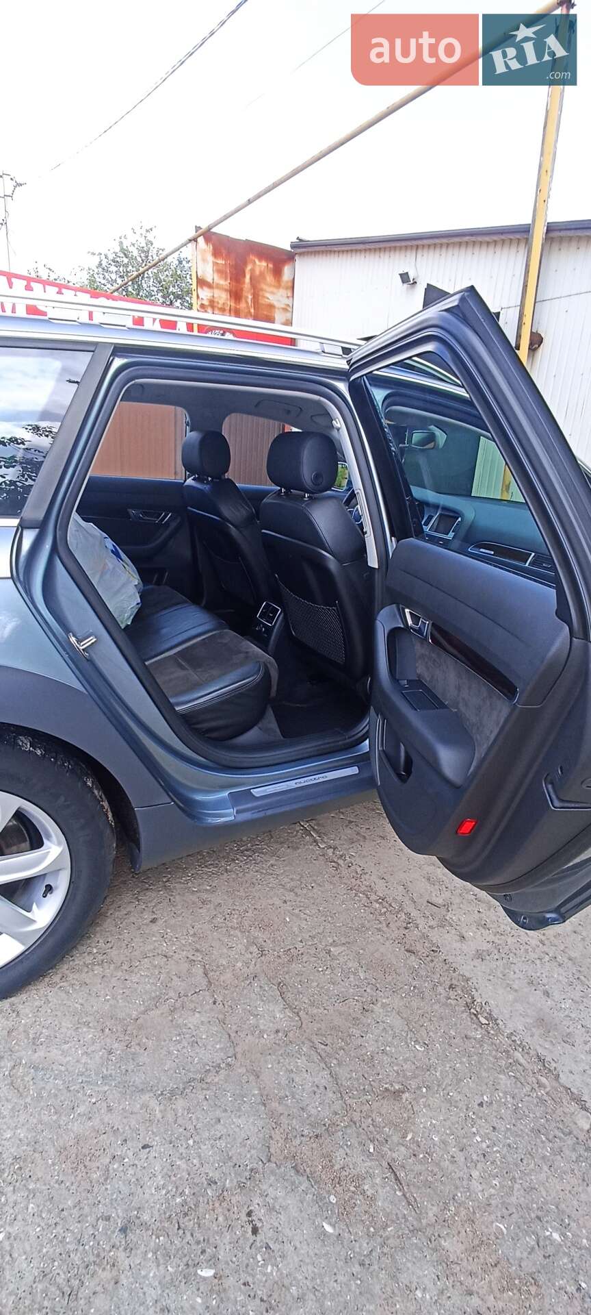 Audi A6 Allroad 2011 VIN WAUZZZ4FXBN077123 фото оголошення 18 з 173