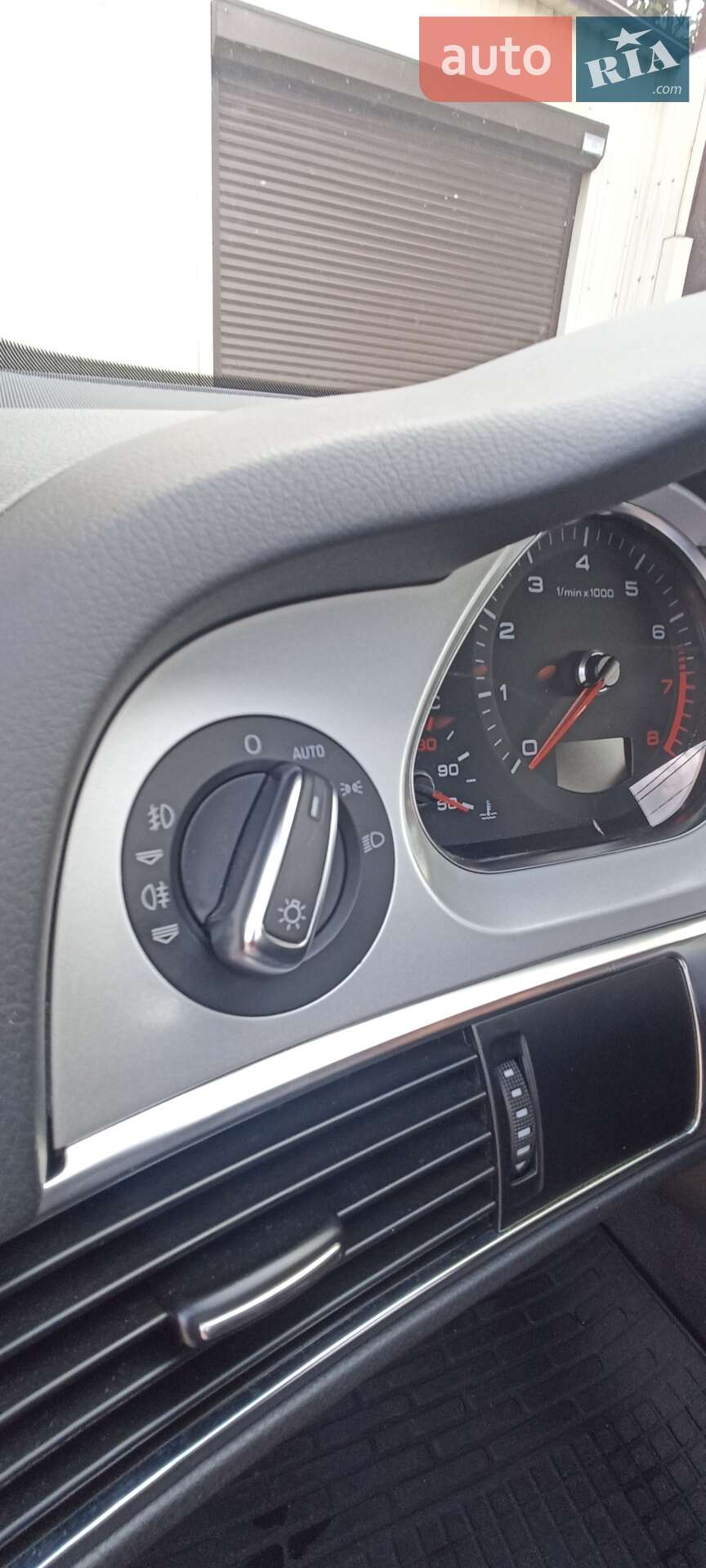 Audi A6 Allroad 2011 VIN WAUZZZ4FXBN077123 фото оголошення 29 з 173