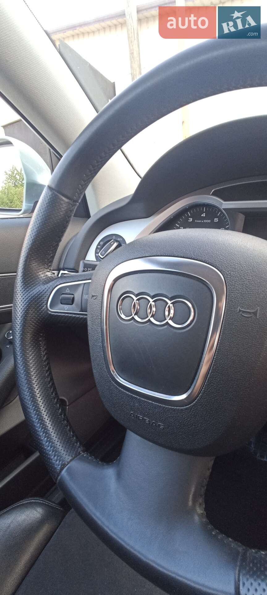 Audi A6 Allroad 2011 VIN WAUZZZ4FXBN077123 фото оголошення 49 з 173