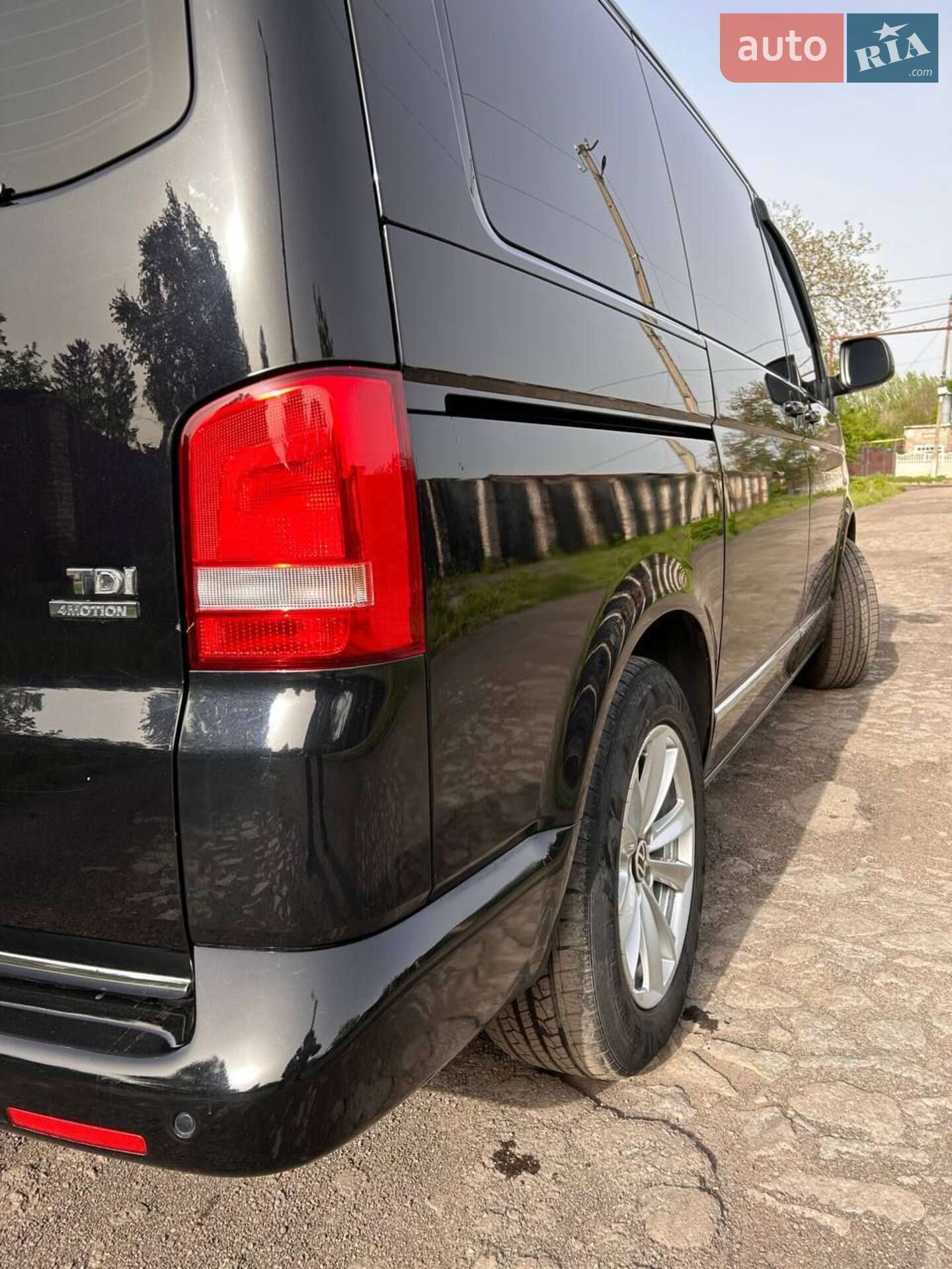 Volkswagen Multivan 2011 VIN WV2ZZZ7HZCH064157 фото оголошення 2 з 16