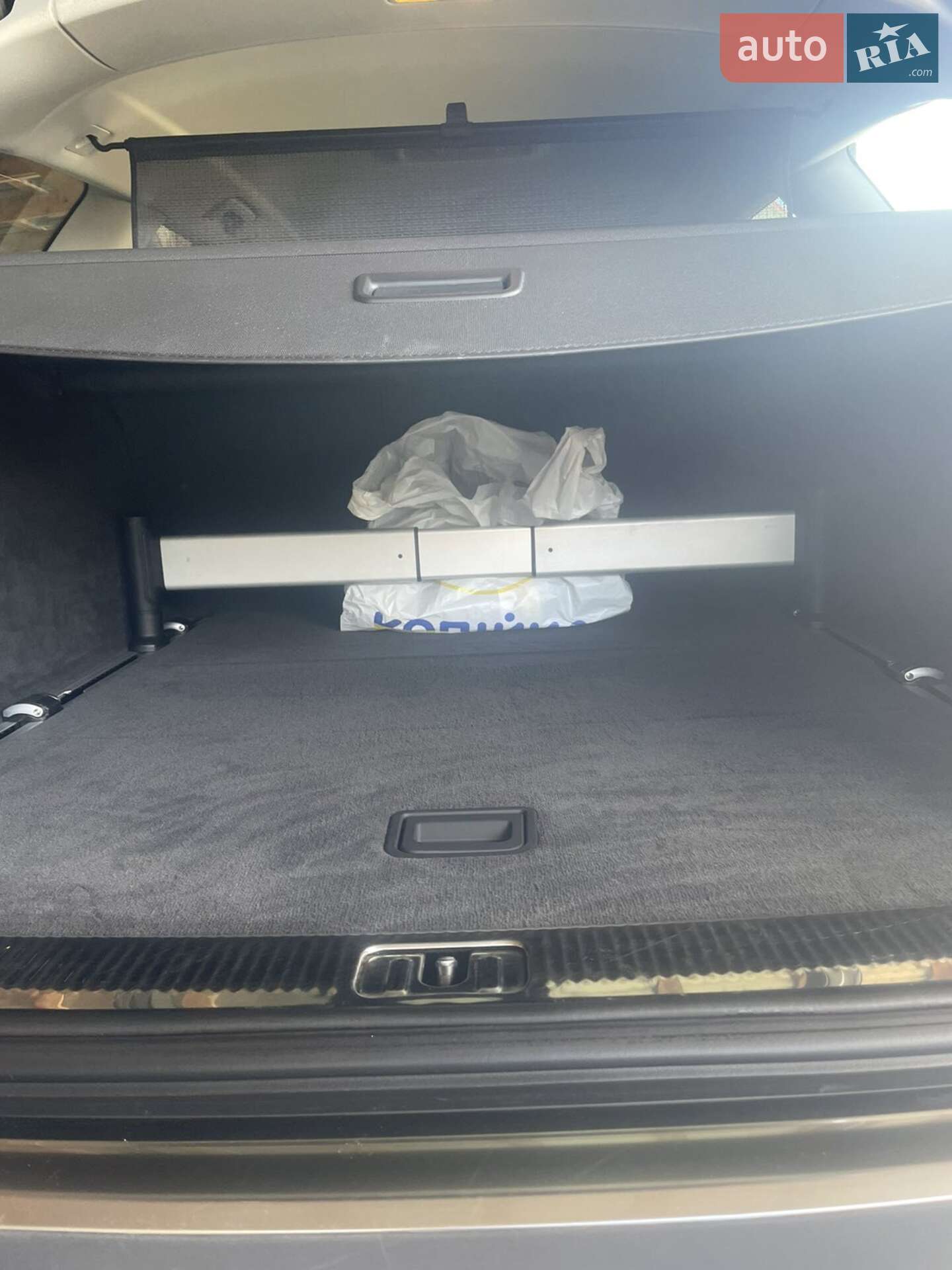 Audi A6 Allroad 2011 VIN WAUZZZ4FXBN077123 фото оголошення 5 з 173
