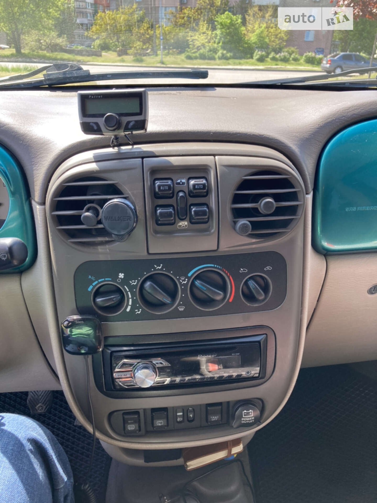 Chrysler PT Cruiser 2003 VIN 1C8FYN8F04T222100 фото оголошення 24 з 46