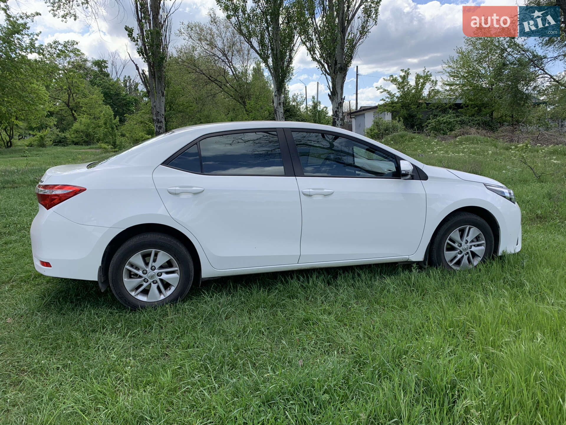 Toyota Corolla 2014 VIN NMTBT4JE70R007105 фото оголошення 2 з 12