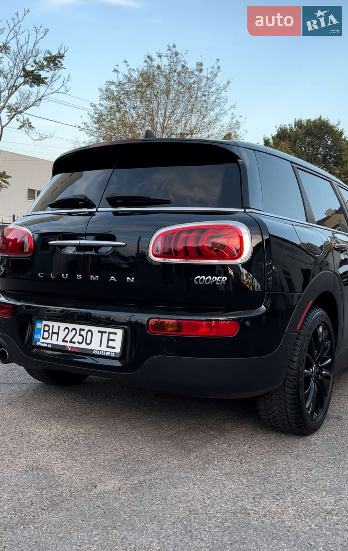 MINI Clubman 2017 VIN WMWLN5C57H2E32961 фото оголошення 8 з 11